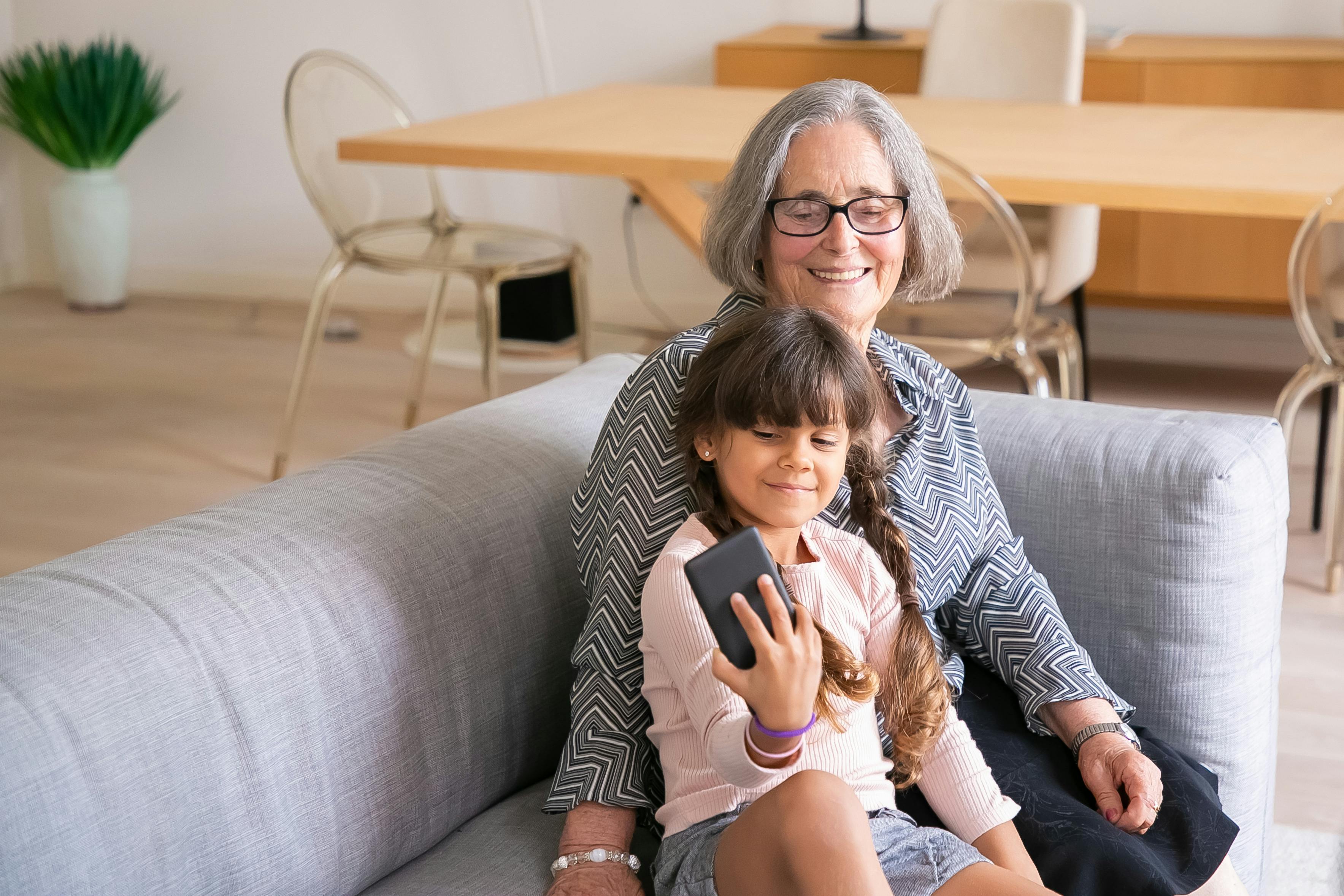 A grandmother spending time with her granddaughter | Source: Pexels