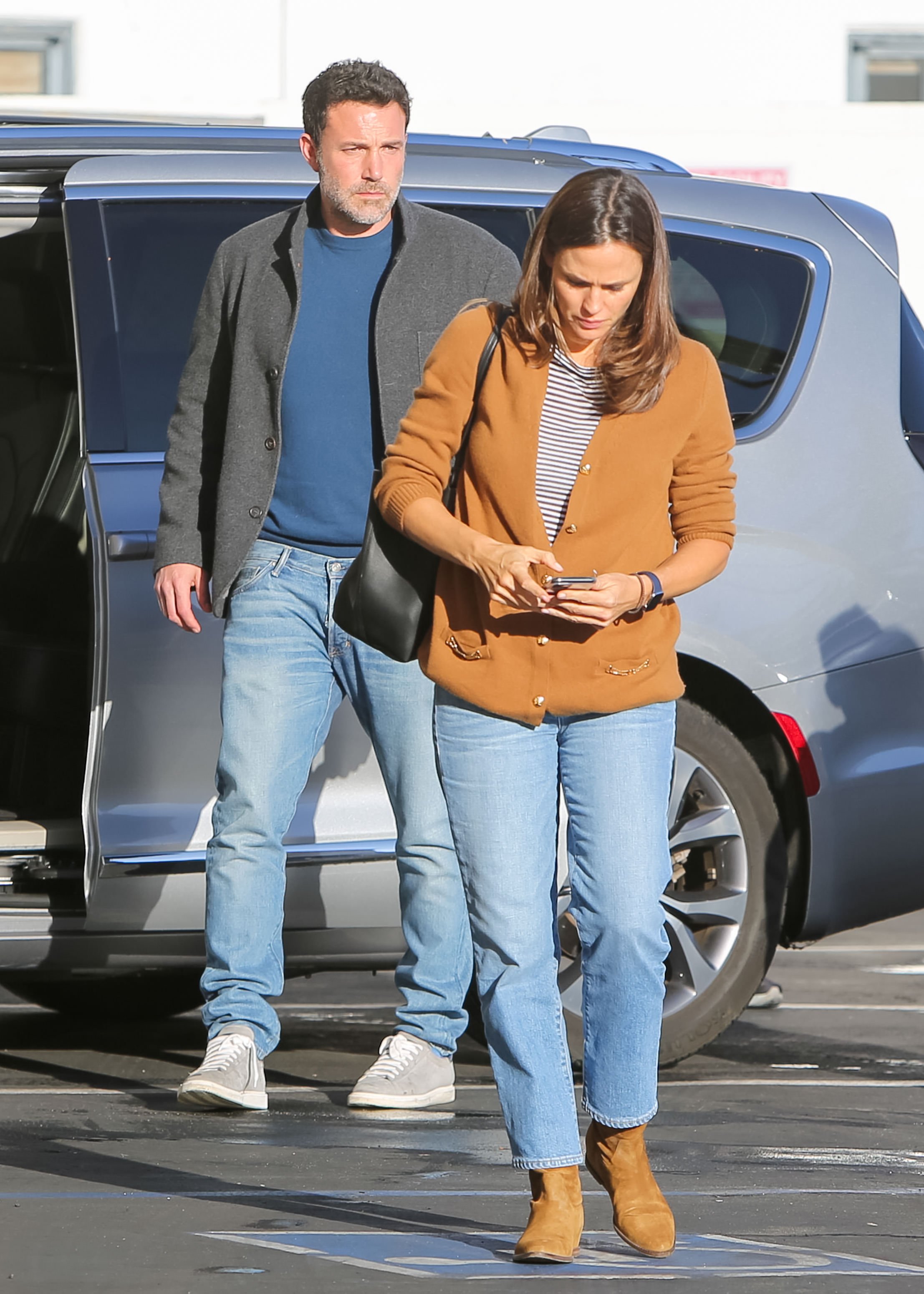 Ben Affleck and Jennifer Garner are seen on November 27, 2019 in Los Angeles, California. | Source: Getty Images