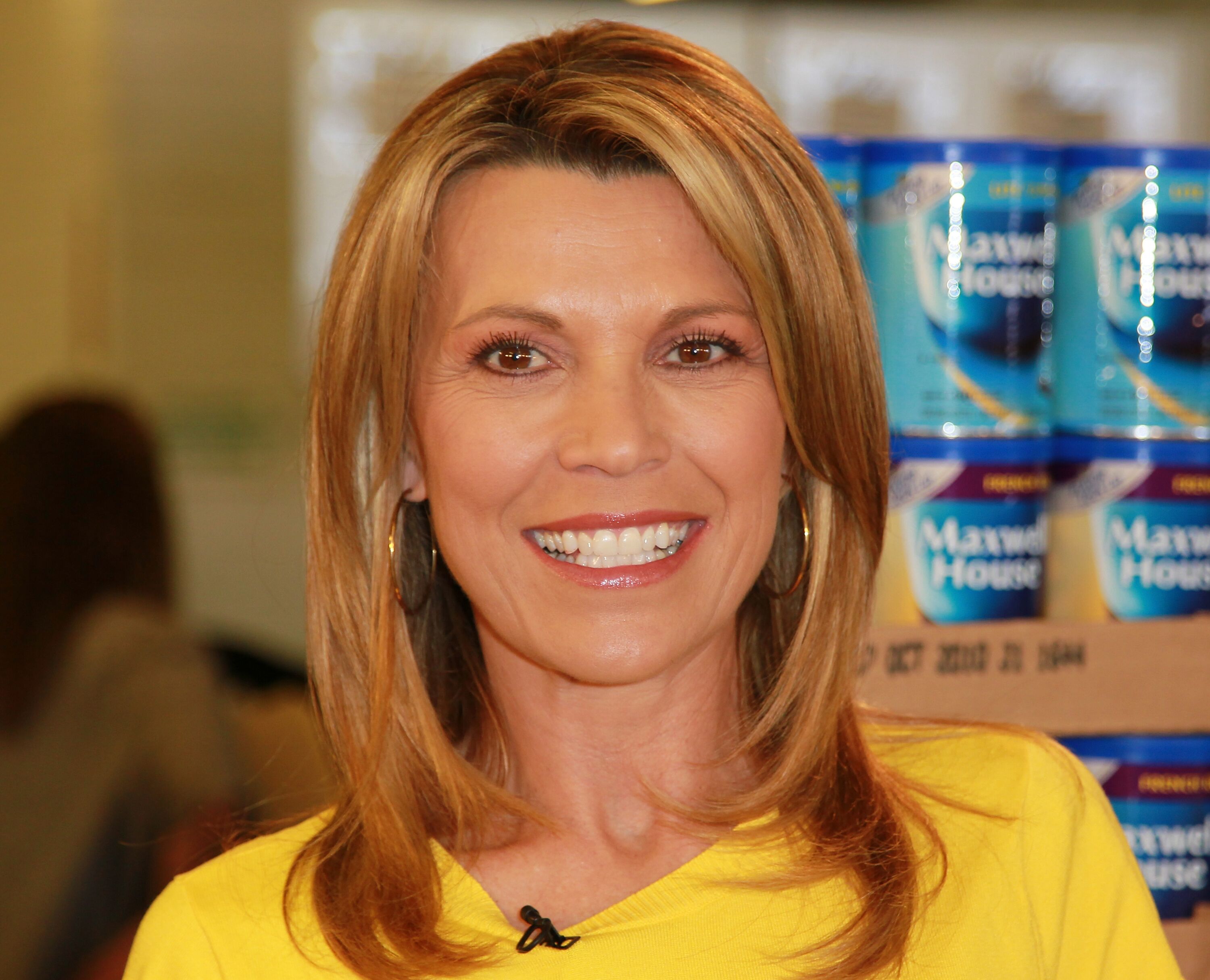 Vanna White visits the Los Angeles Regional Foodbank l Getty Images
