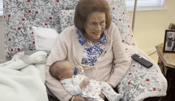 Marguerite Koller with her 100th great-grandchild. | Source: Youtube.com/NBC10 Philadelphia