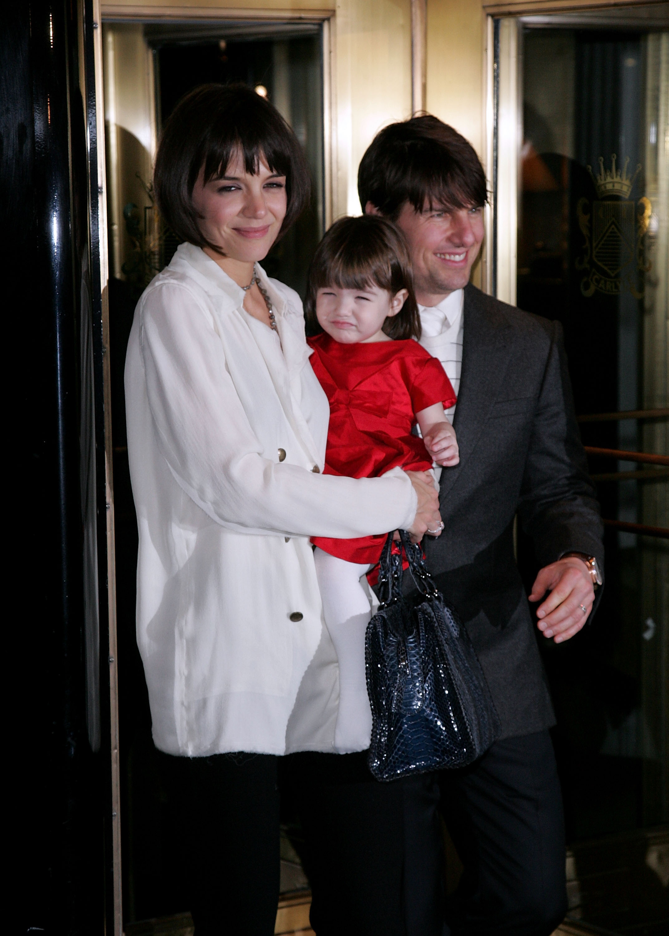 Katie Holmes, Suri and Tom Cruise spotted in New York City on January 14, 2008 | Source: Getty Images