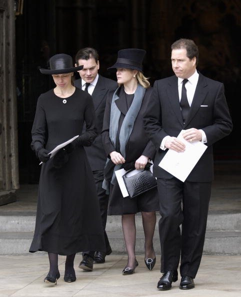 David Armstrong-Jones and Lady Sarah Chatto attending the funeral of Princess Margaret at St. George's chapel in Windsor Castle in 2002. | Photo: Getty Images