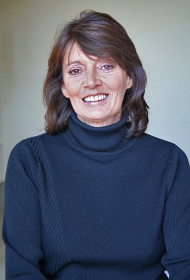 Portrait of Sarah Douglas, 4 May 2017 | Photo: Wikimedia Commons Images
