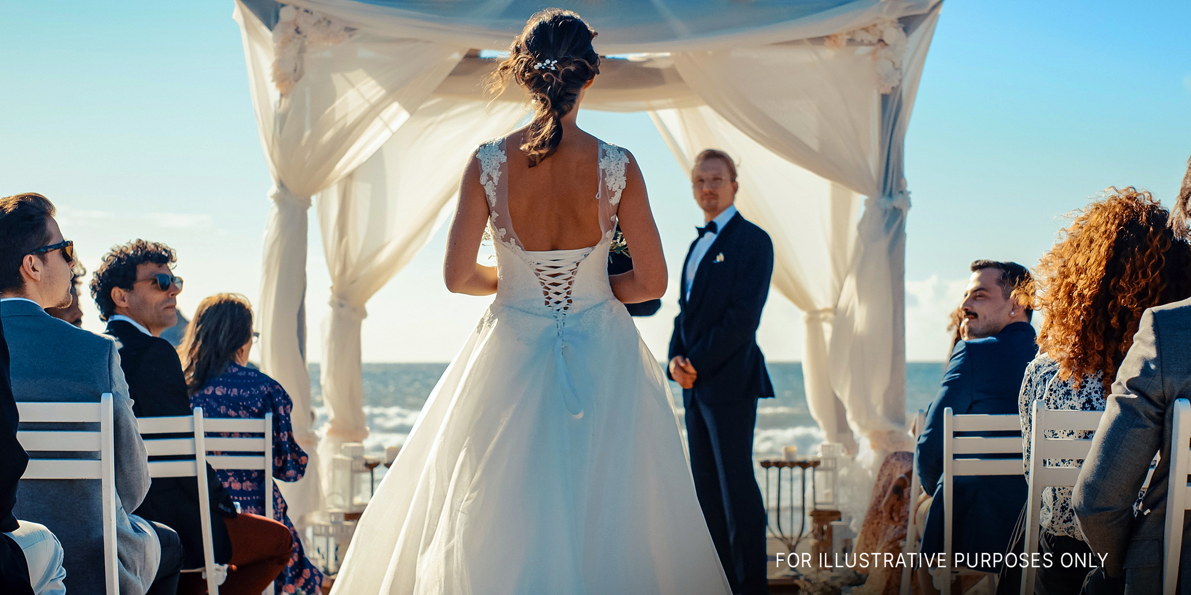 Bride walking down the aisle | Source: Shutterstock