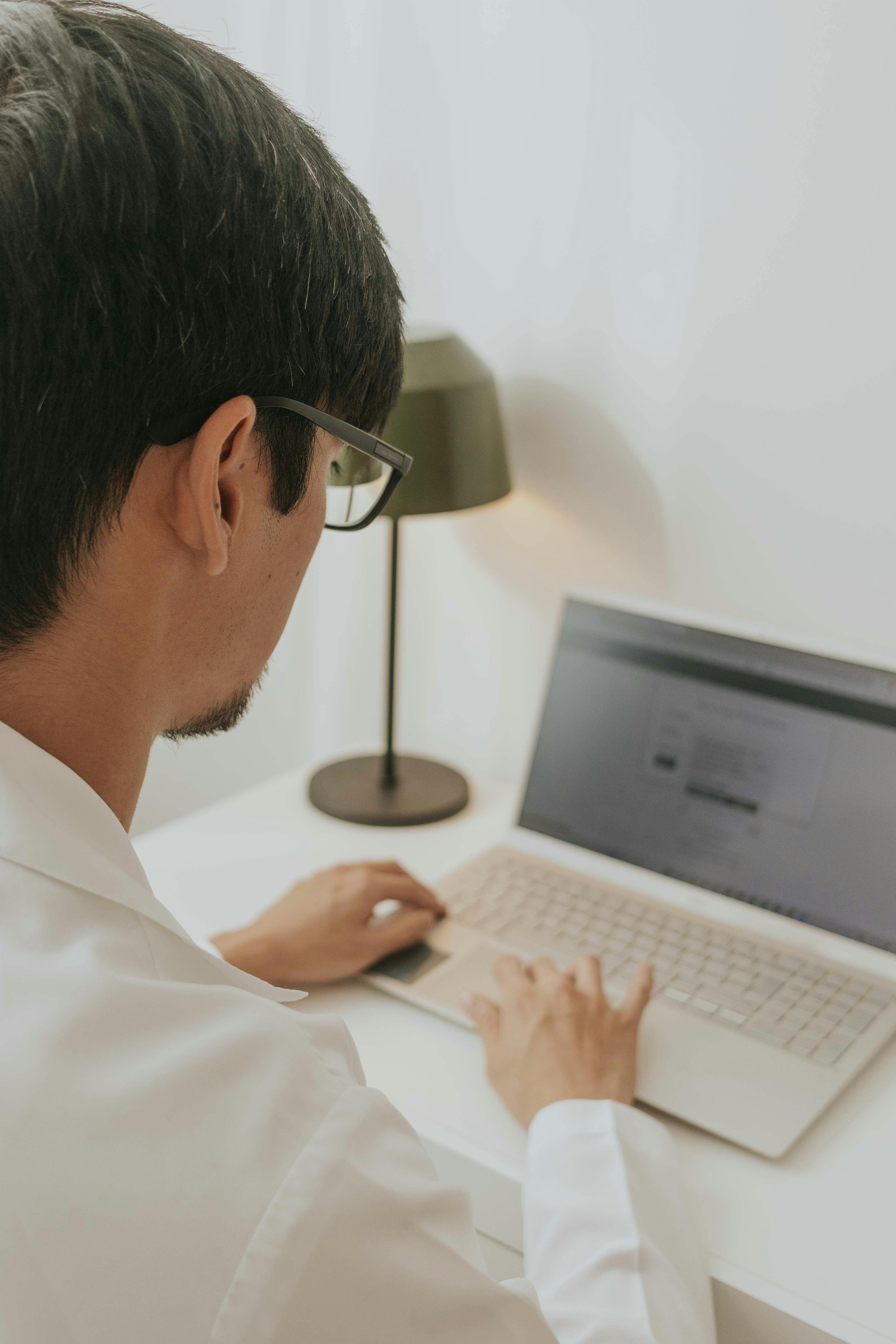 A man working | Source: Pexels