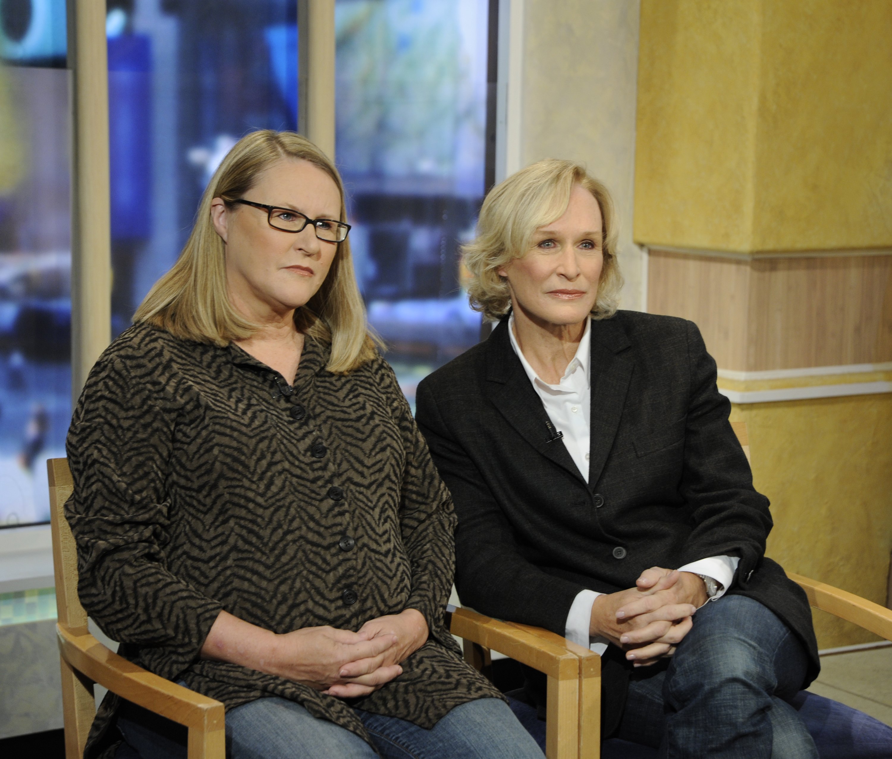 Glenn Close and Jessie Close on “Good Morning America” on October 21, 2009 | Source: Getty Images