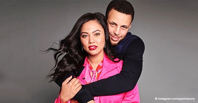 Ayesha and Steph Curry pose with their son and daughters, showing off how much they look alike