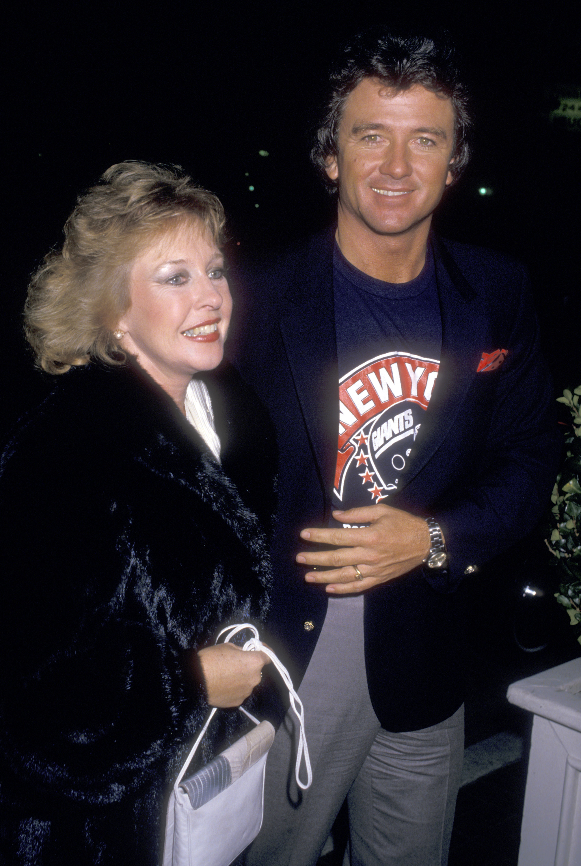 Patrick Duffy and wife Carlyn Rosser attend the Super Bowl XXI Viewing Party on January 25, 1987 at Chasen's Restaurant in Beverly Hills, California. | Source: Getty Images