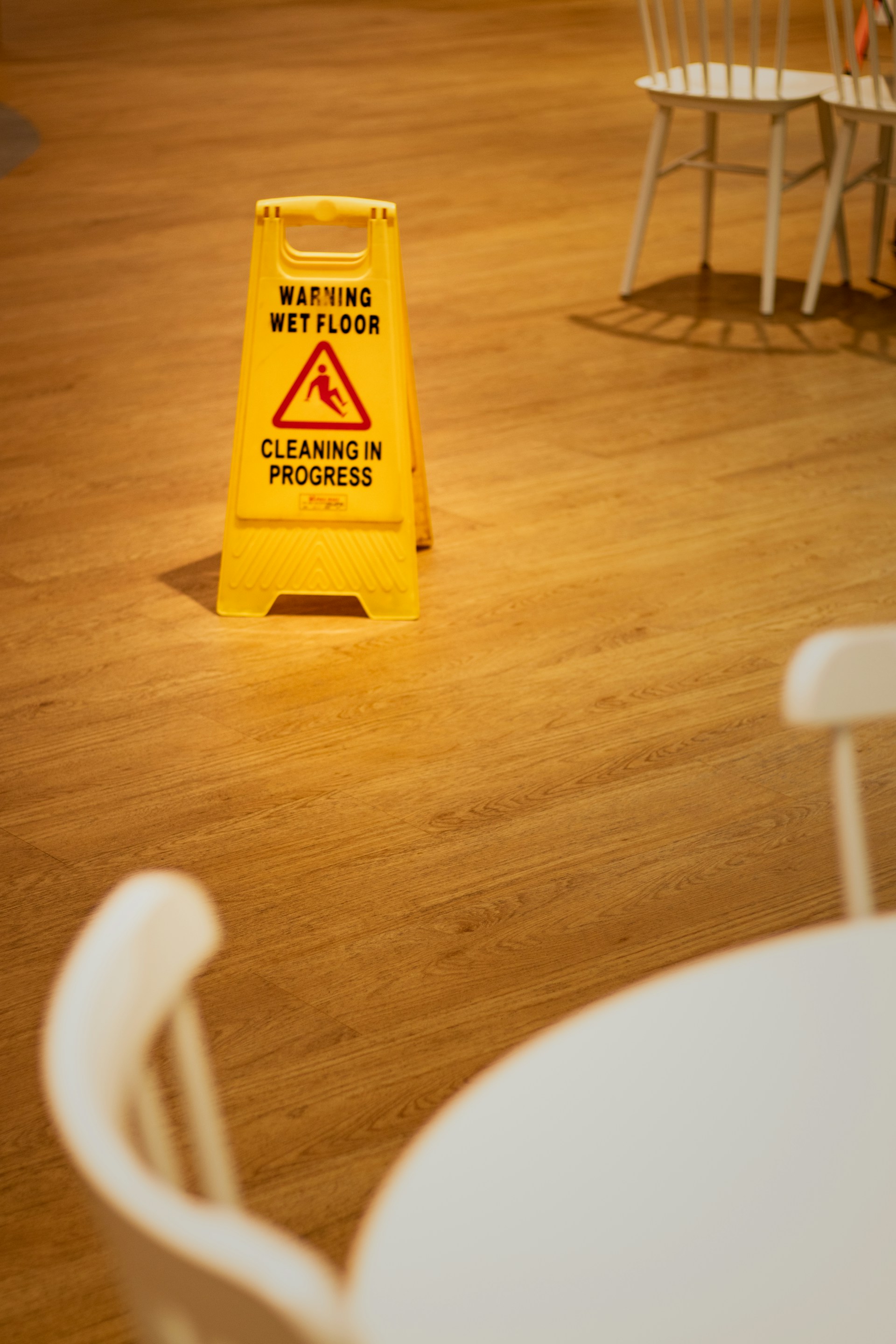 A caution sign on a floor | Source: Unsplash