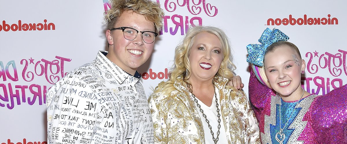 Meet JoJo Siwa's Family, Including Her Mother Who Woke Her up at Night