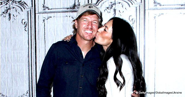 Joanna Gaines received one of the biggest cards from her husband Chip on St. Valentine's day