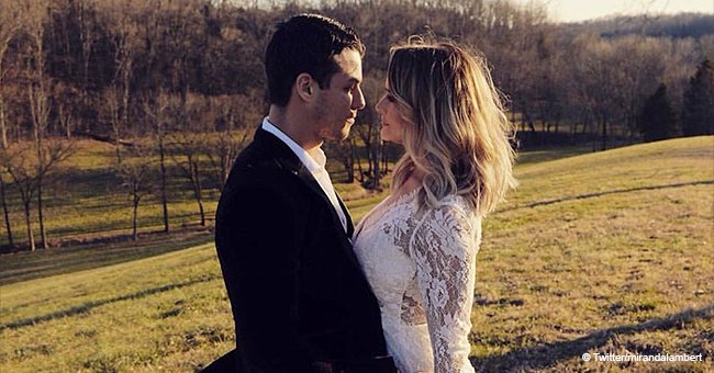 Miranda Lambert secretly marries a police officer, and her sheer wedding dress is fabulous