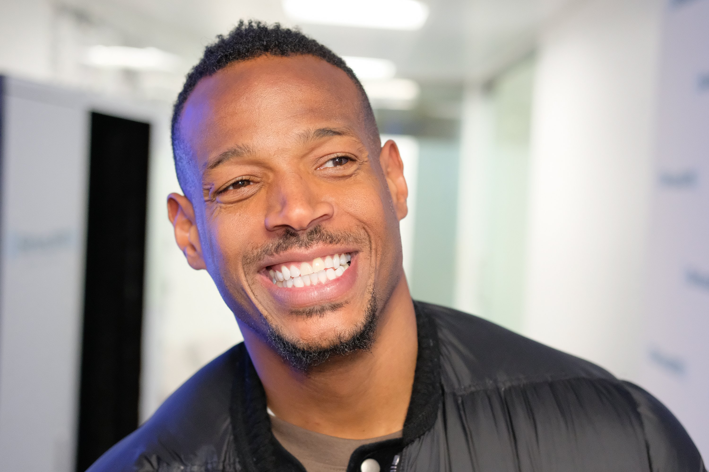Marlon Wayans pictured at the SiriusXM Studios on March 2, 2018 in New York City. | Source: Getty Images
