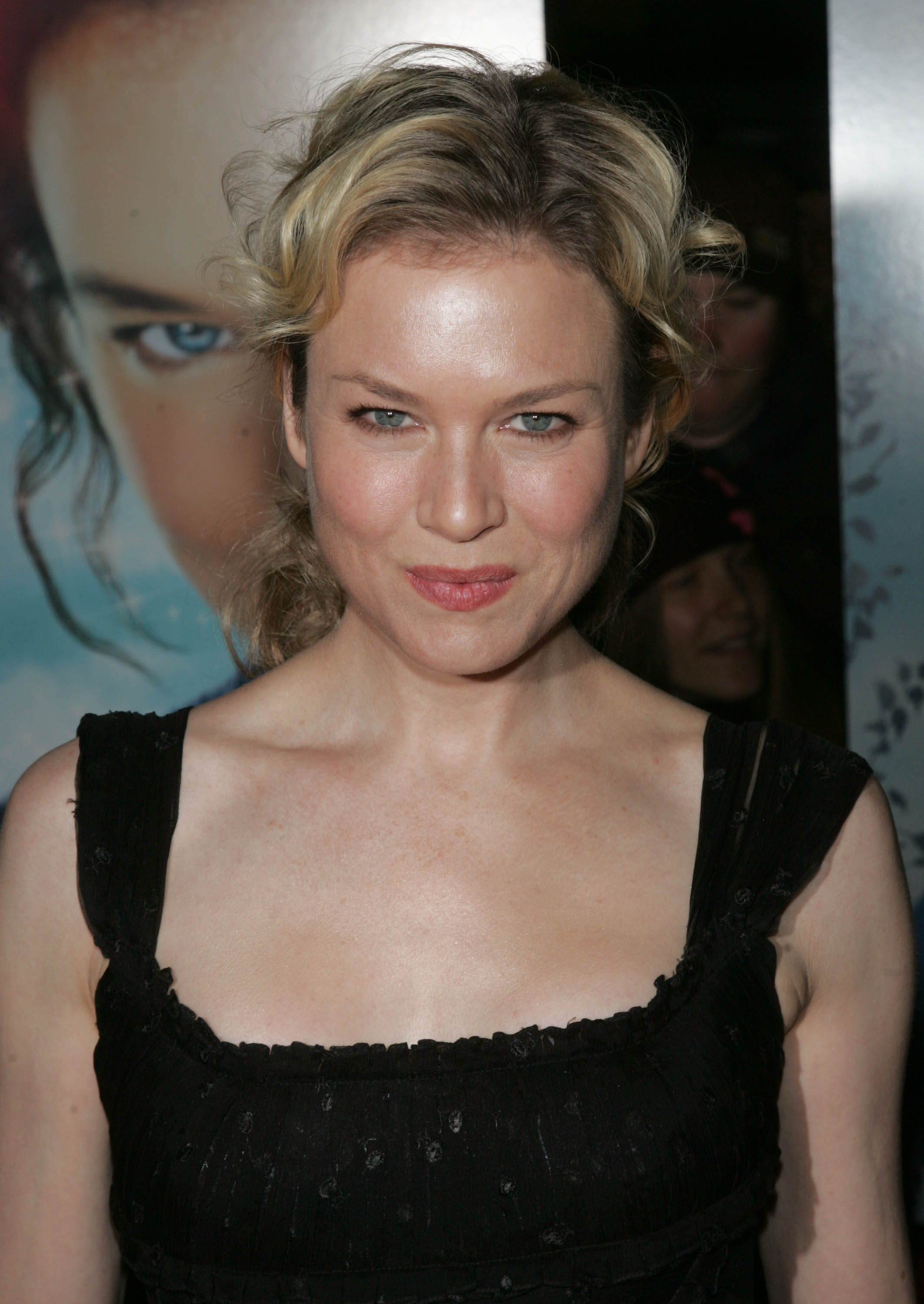 Renee Zellweger during Miss Potter New York Premiere at Directors Guild of America Theater on December 10, 2006 in New York City, New York. | Source: Getty Images
