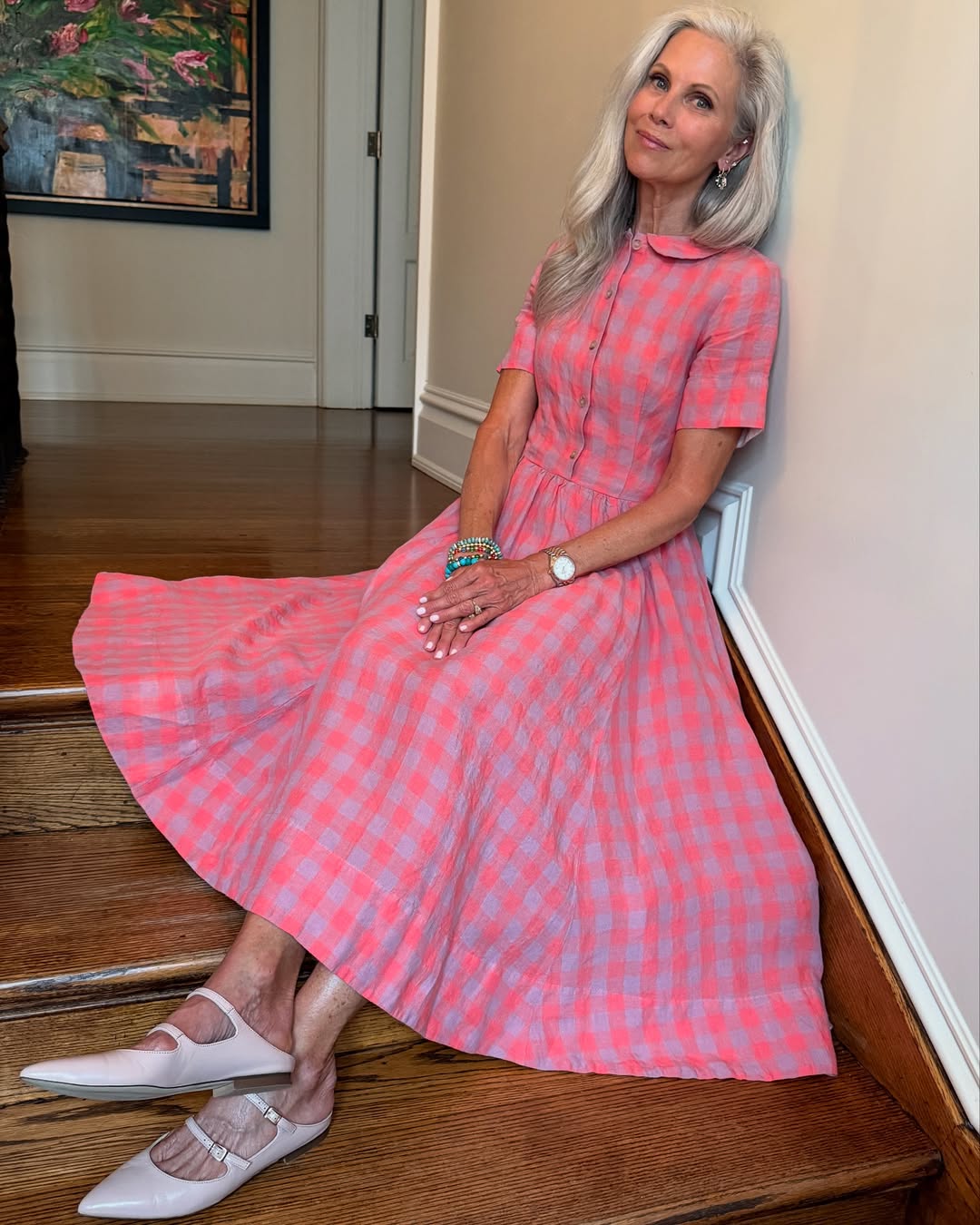 Lynn Shabinsky from a post dated May 11, 2025. | Source: Instagram/whitehairwisdom
