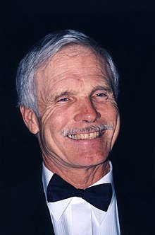 Ted Turner at a charity event in New York in 1999 | Source: Wikimedia
