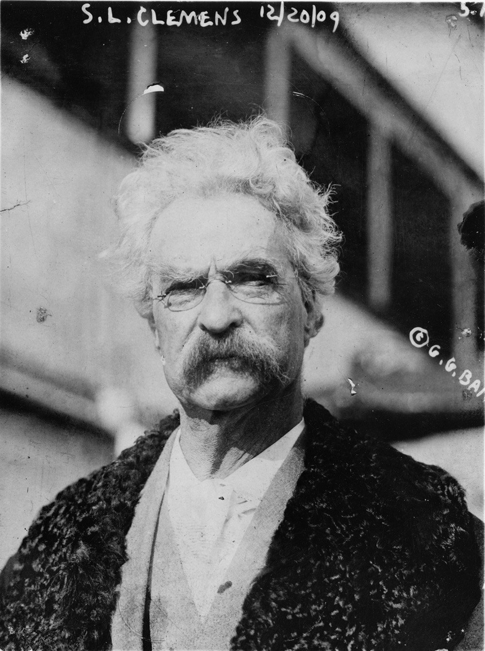 Mark Twain/Samuel Clemens, 1909. Image Source: YouTube/Biography Mark Twain/Samuel Clemens, 1909. Image Source: YouTube/Biography
