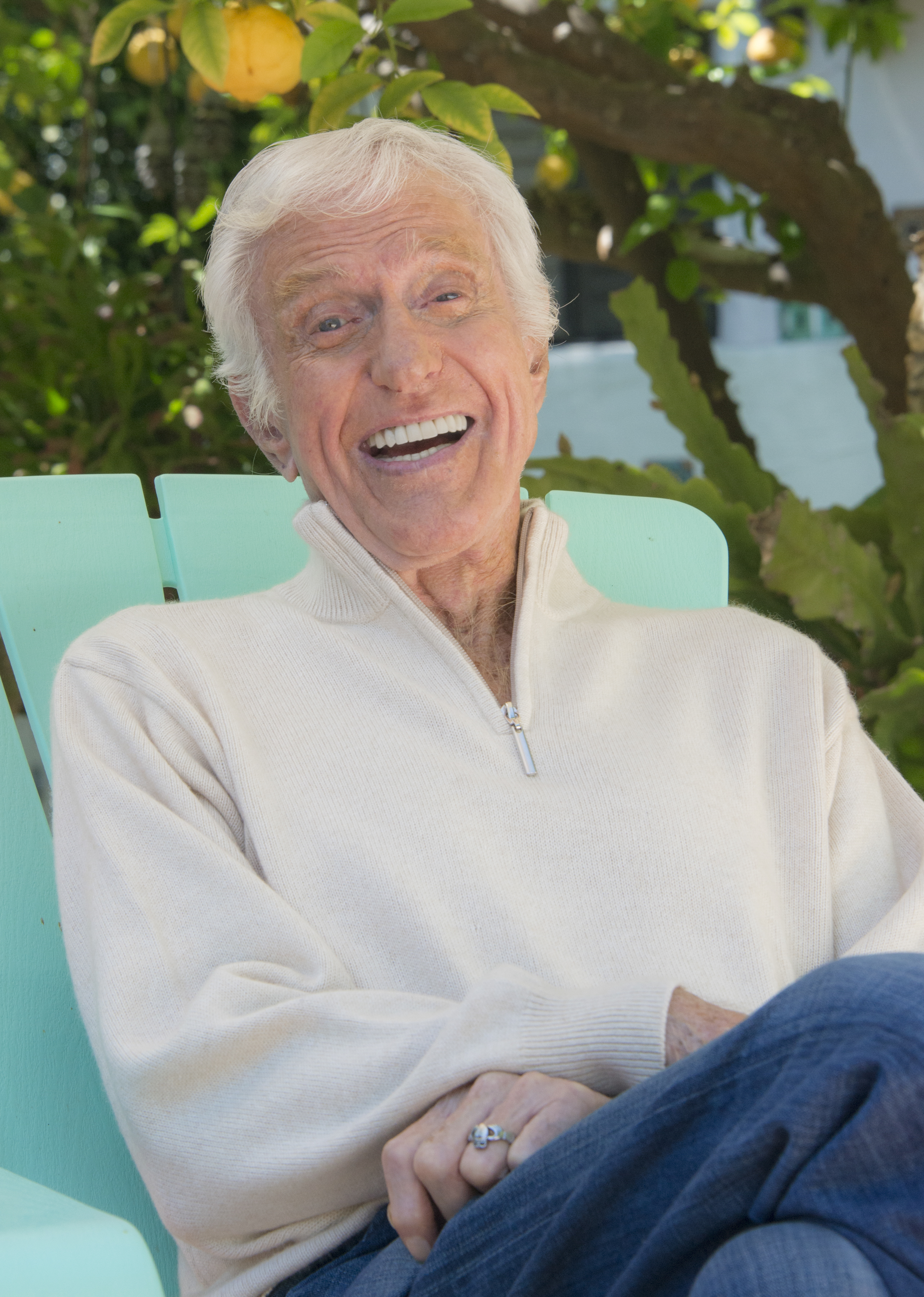 Dick Van Dyke photographed at home during a photo shoot on April 21, 2016 in Malibu, California | Source: Getty Images