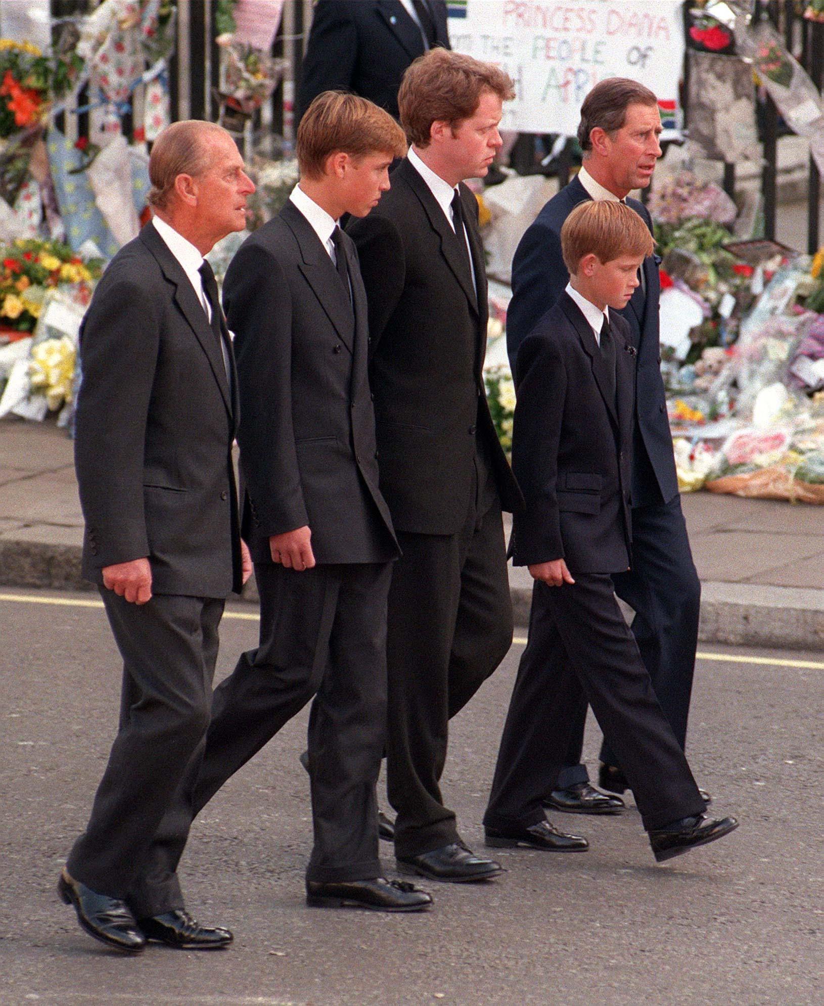 The Duke of Edinburgh, Prince William, Earl Spencer, Prince Harry and the Prince of Wales following the coffin of Diana, Princess of Wales, to Westminster Abbey for her funeral service [L-R] in September 1997 | Source: Getty Images