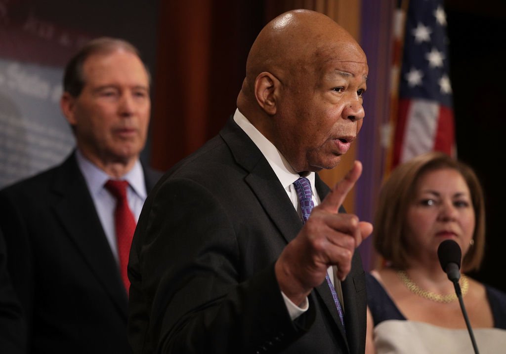 Congressman Elijah Cummings speaks during a news conference at the Capitol. | Photo: Getty Images