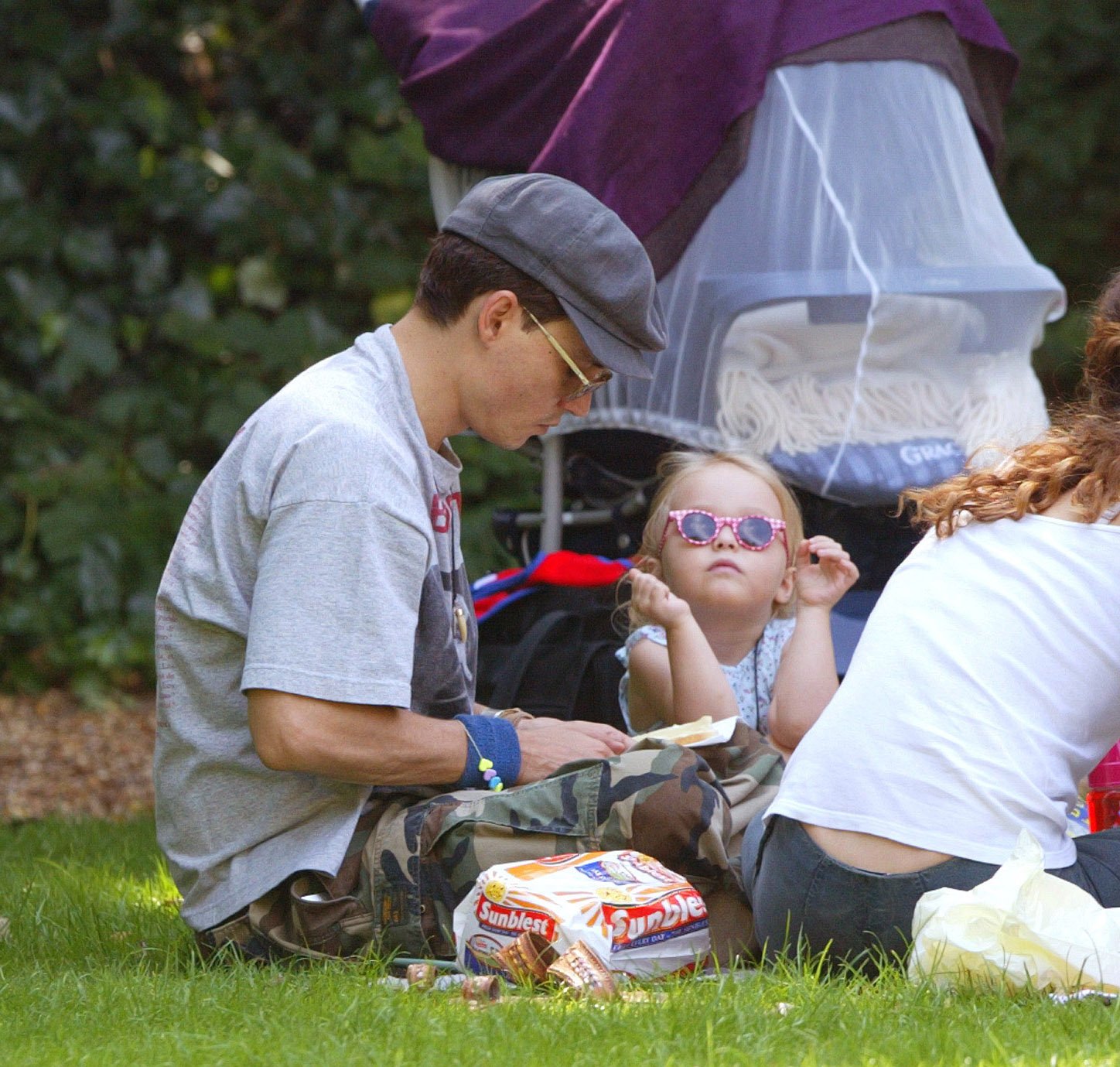 Johnny Depp pictured with his daughter Lily-Rose on a picnic at a London Park. / Source: Getty Images