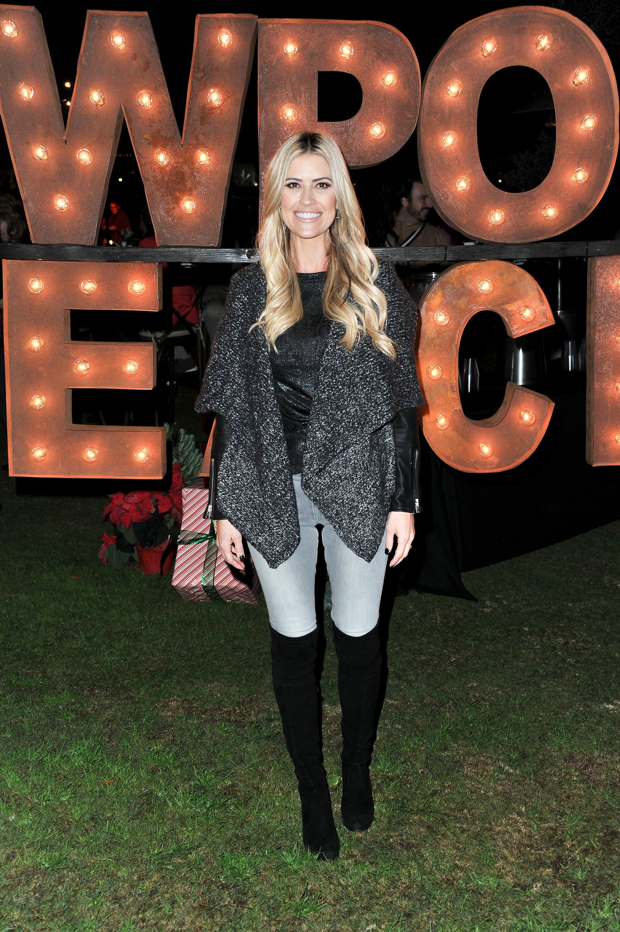 Christina Anstead at the 111th Annual Newport Beach Christmas Boat Parade opening night at Marina Park on December 18, 2019. | Photo: Getty Images