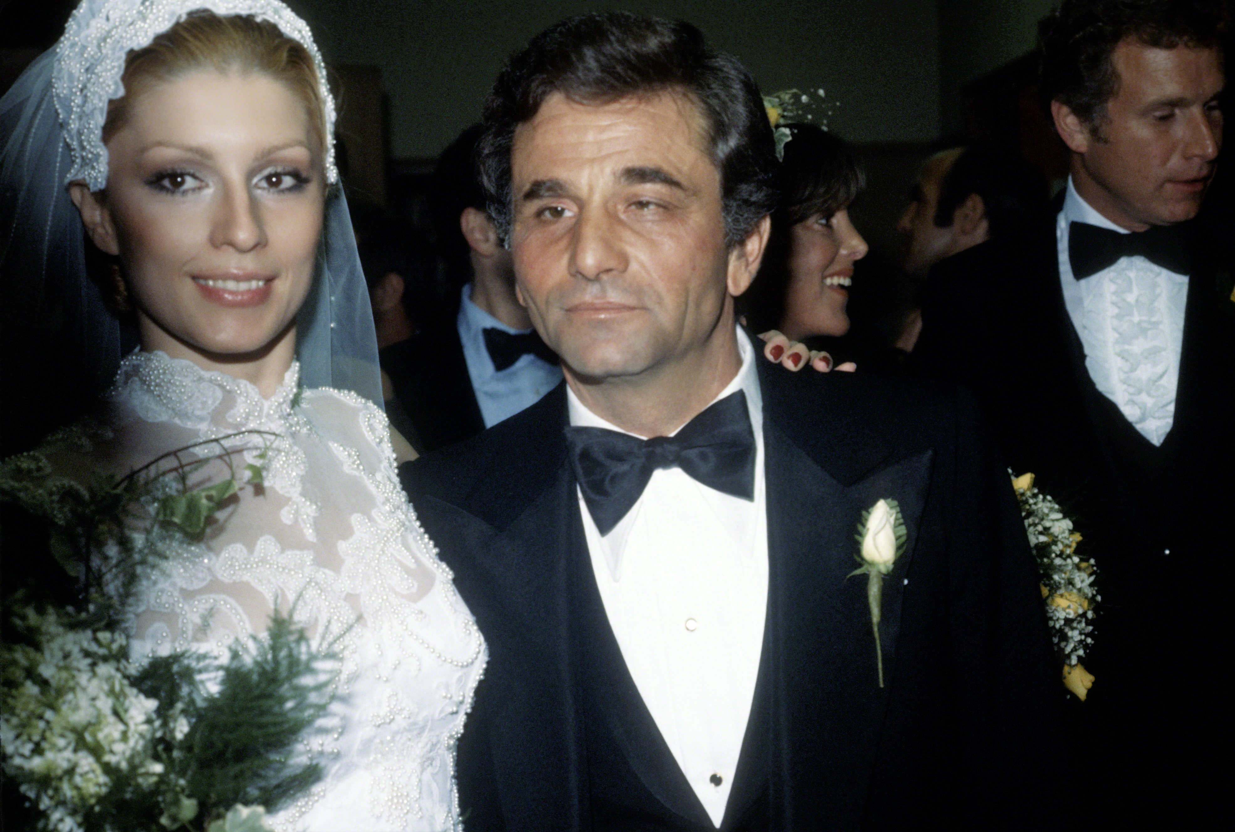 Peter Falk and Shera Danese on their wedding day in 1977 in Los Angeles, California. | Source: Getty Images