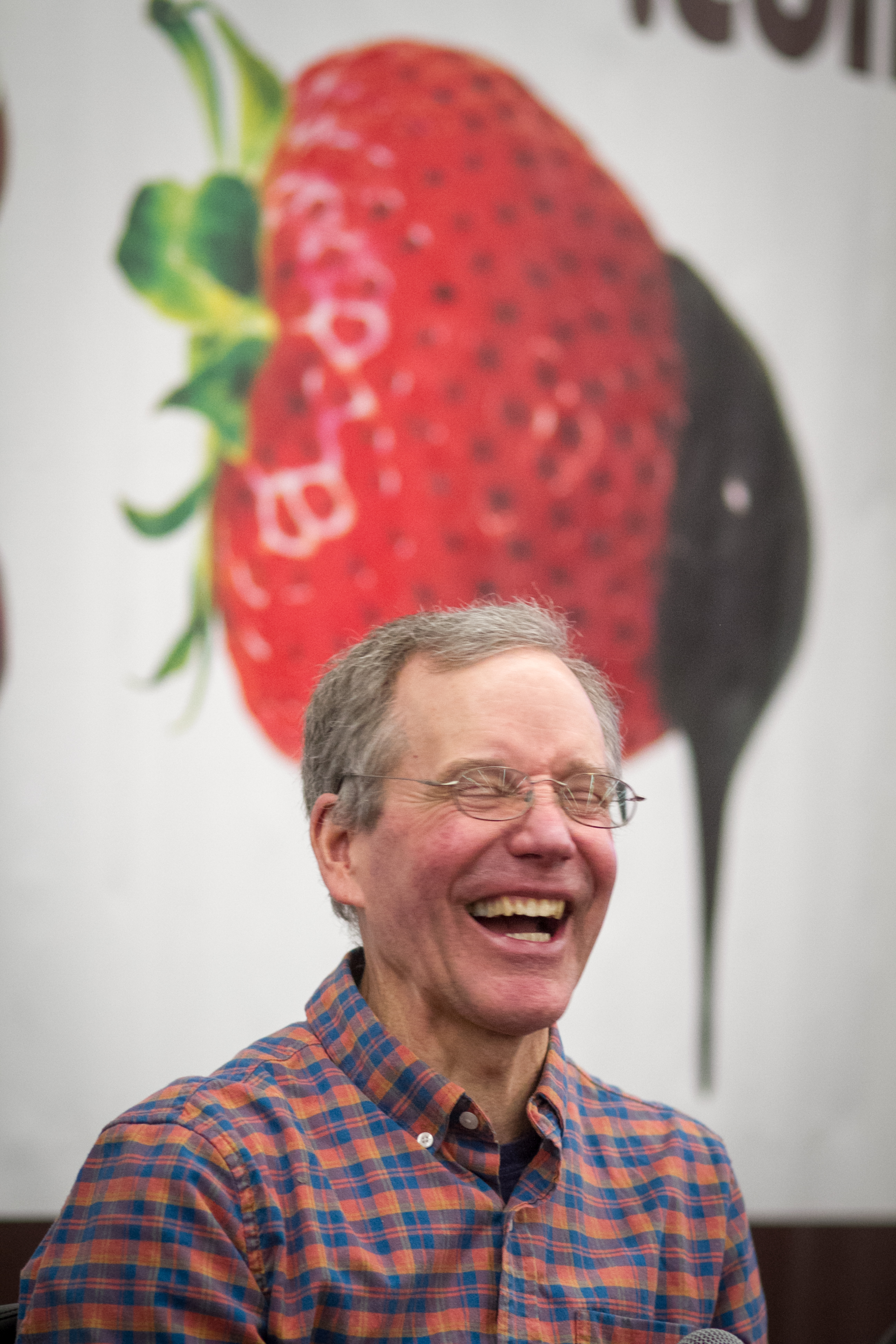 Peter Ostrum laughing with his eyes closed at the same event. | Source: Getty Images