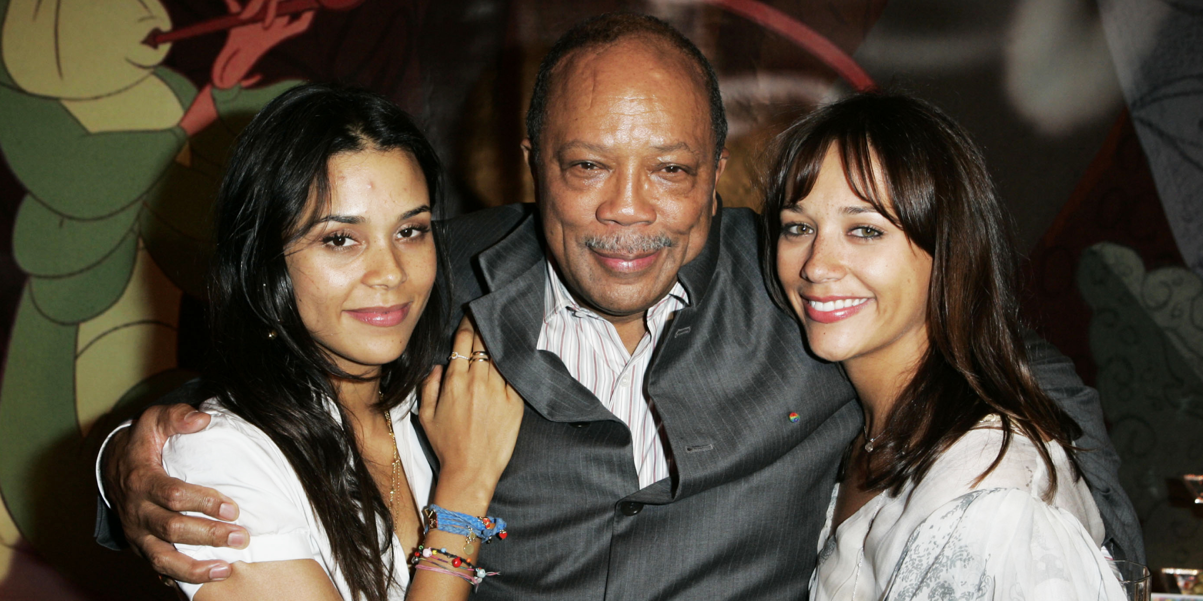 Quincy Jones with his daughters, Kidada and Rashida | Source: Getty Images