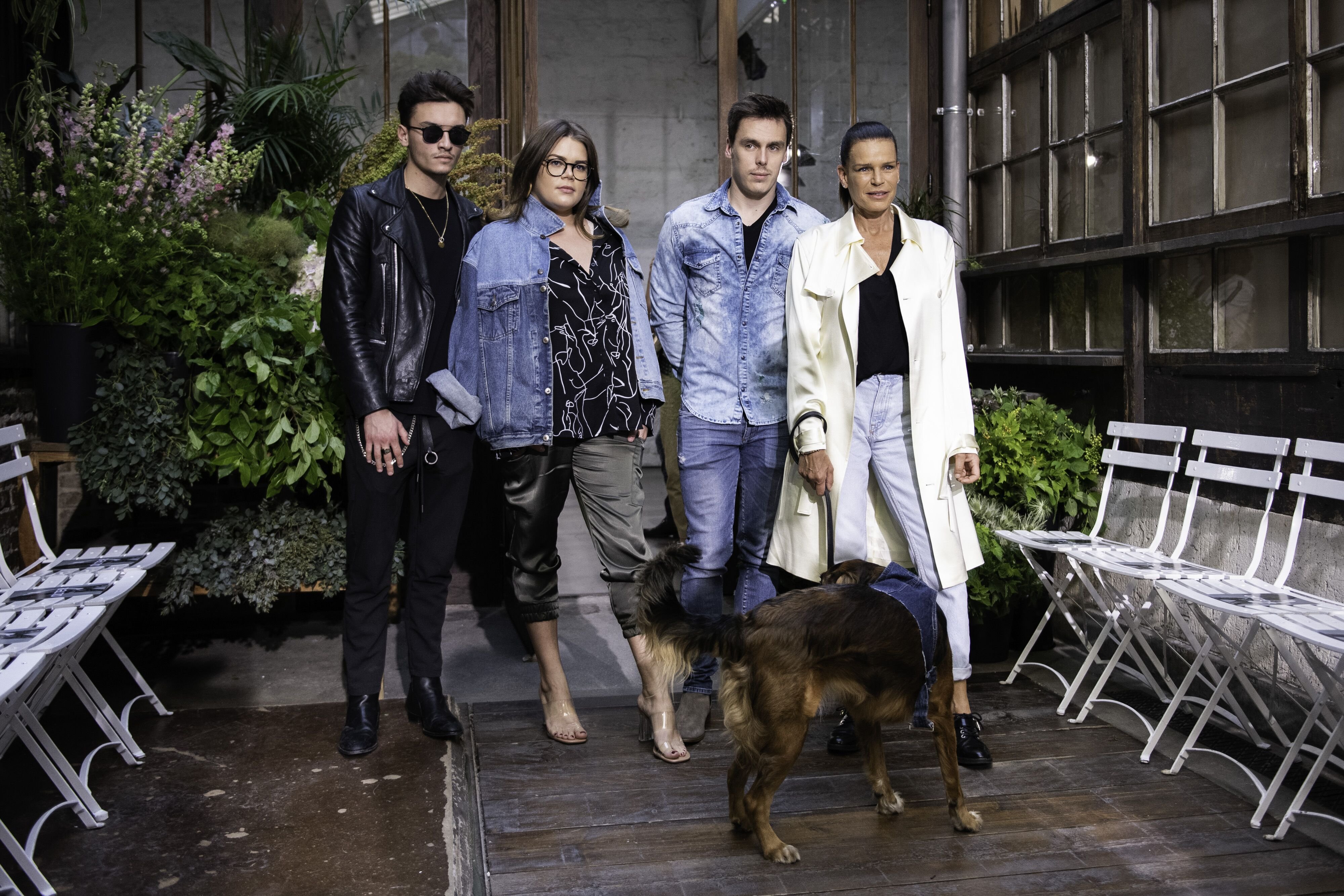 Camille Gottlieb, Louis Ducruet et la Princesse Stéphanie de Monaco à Paris, France. | Photo : Getty Images Camille Gottlieb, Louis Ducruet et la Princesse Stéphanie de Monaco à Paris, France. | Photo : Getty Images