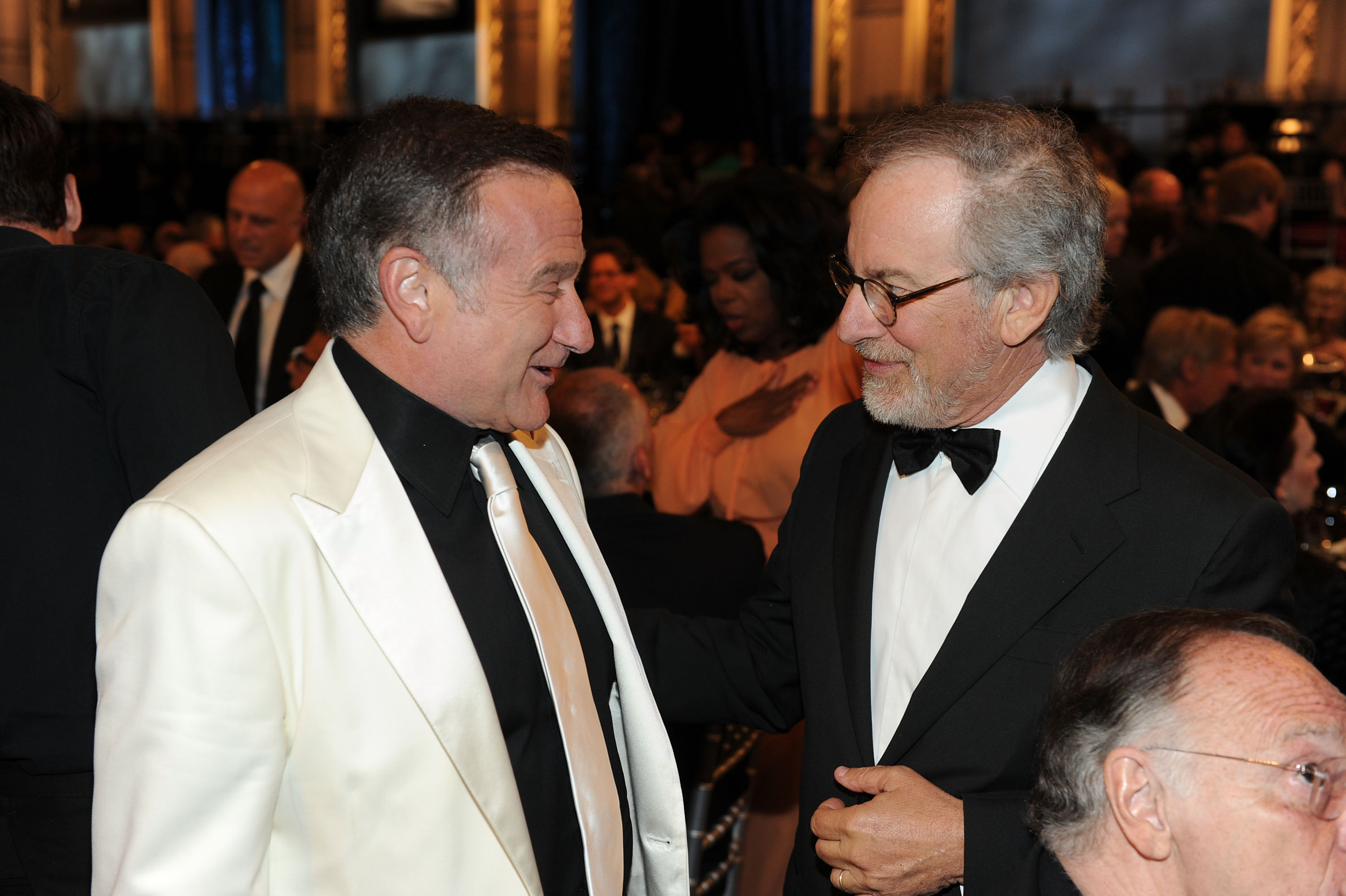 Robin Williams and  Steven Spielberg during the 38th AFI Life Achievement Award honoring Mike Nichols on June 10, 2010, in Culver City, California. | Source: Getty Images