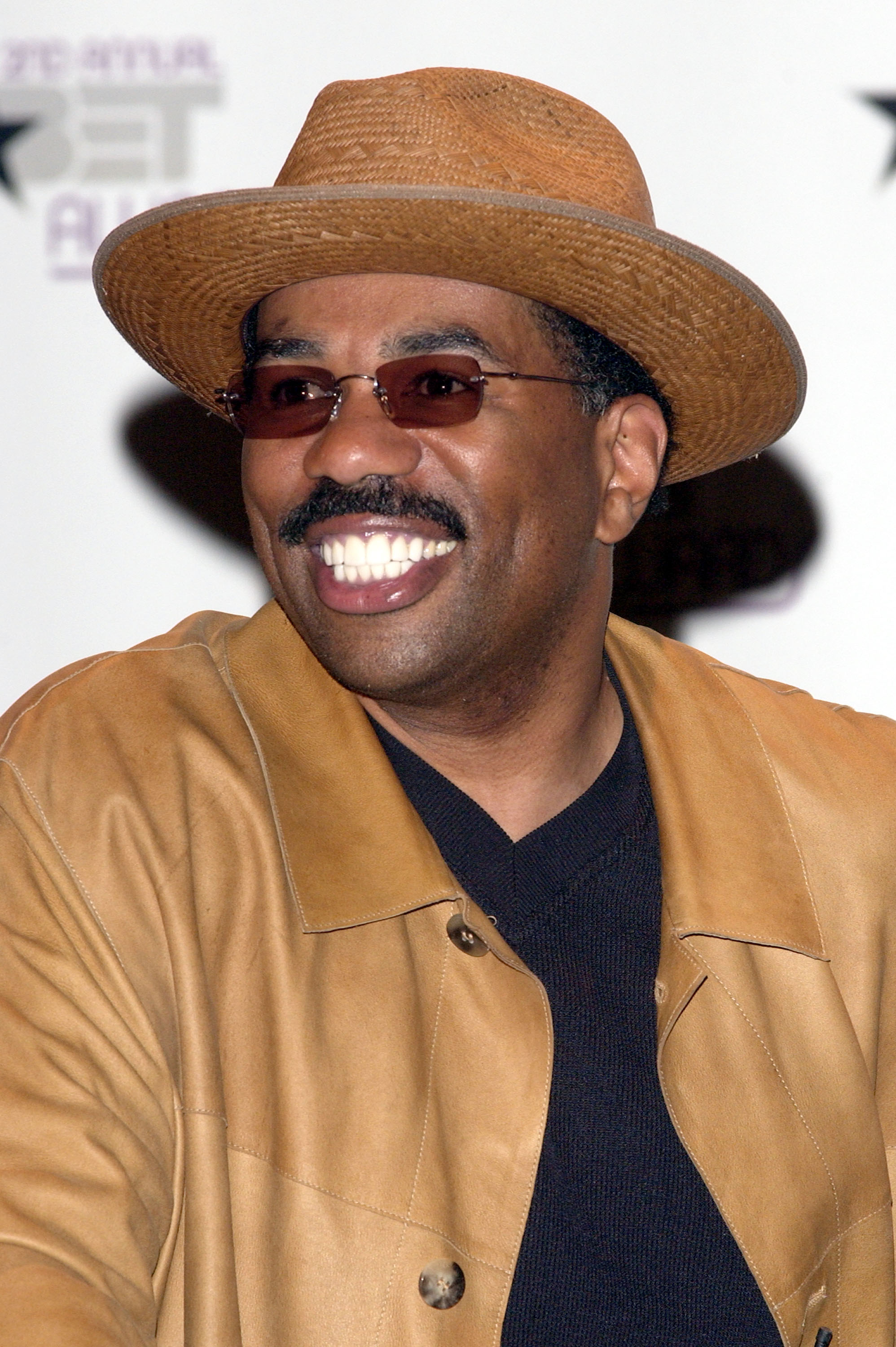 Steve Harvey at the 2nd Annual BET Awards nominations in Hollywood, California on May 14, 2002 | Source: Getty Images