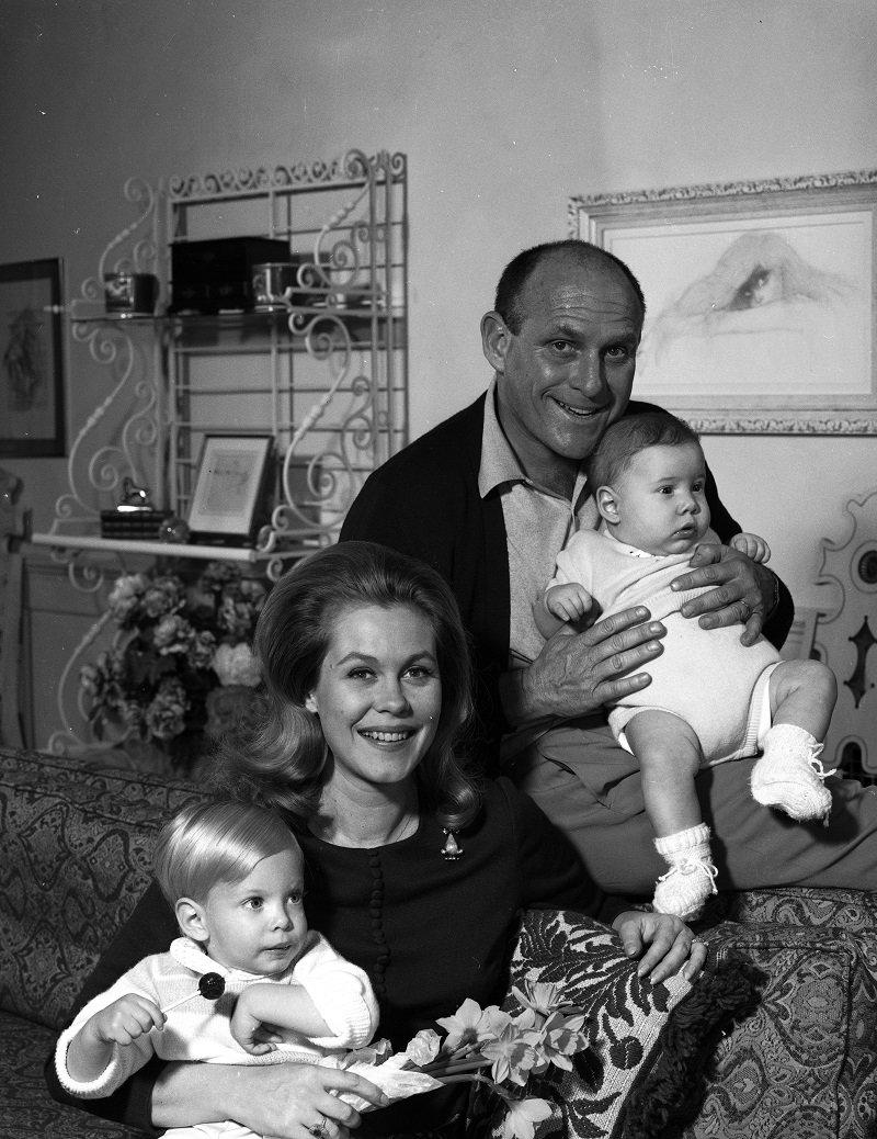 Elizabeth Montgomery, William Asher, William Allen Asher, and Tobert Deverell Asher at their home in February, 1966. | Image: Getty Images.
