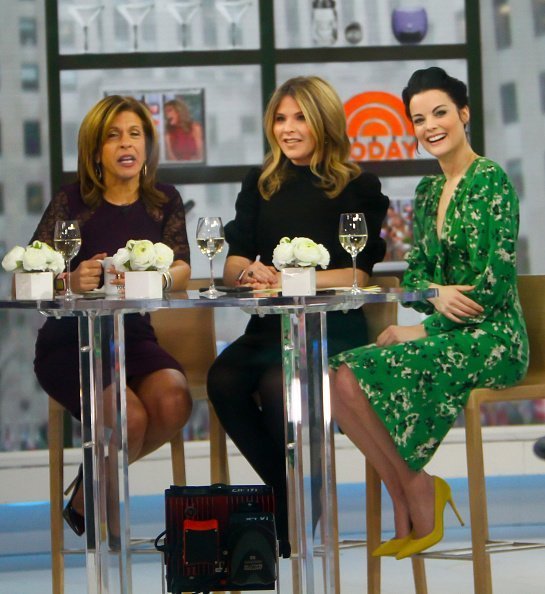 Hoda Kotb,Jenna Bush Hager and Jaimie Alexander are seen on the set of the today show on January 29, 2019 in New York City | Photo: Getty Images