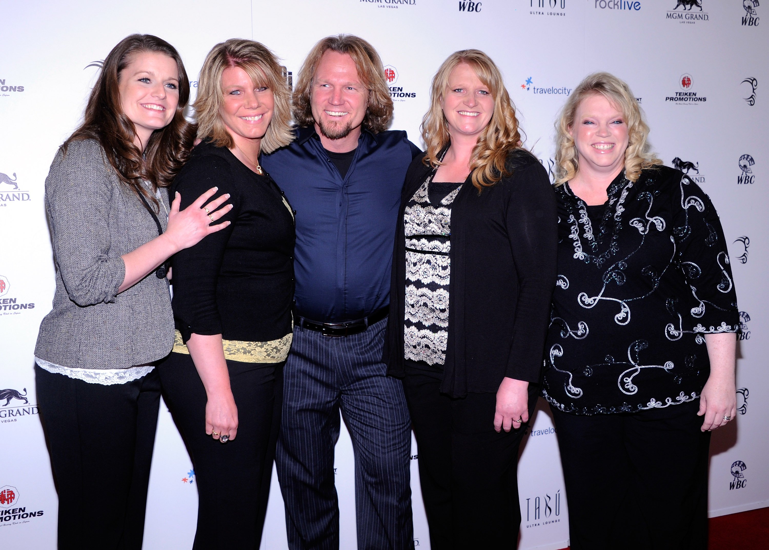 Robyn Brown, Meri Brown, Kody Brown, Christine Brown and Janelle Brown from "Sister Wives" pictured at  Mike Tyson's one-man show "Mike Tyson: Undisputed Truth - Live on Stage," 2012, Las Vegas. | Photo: Getty Images
