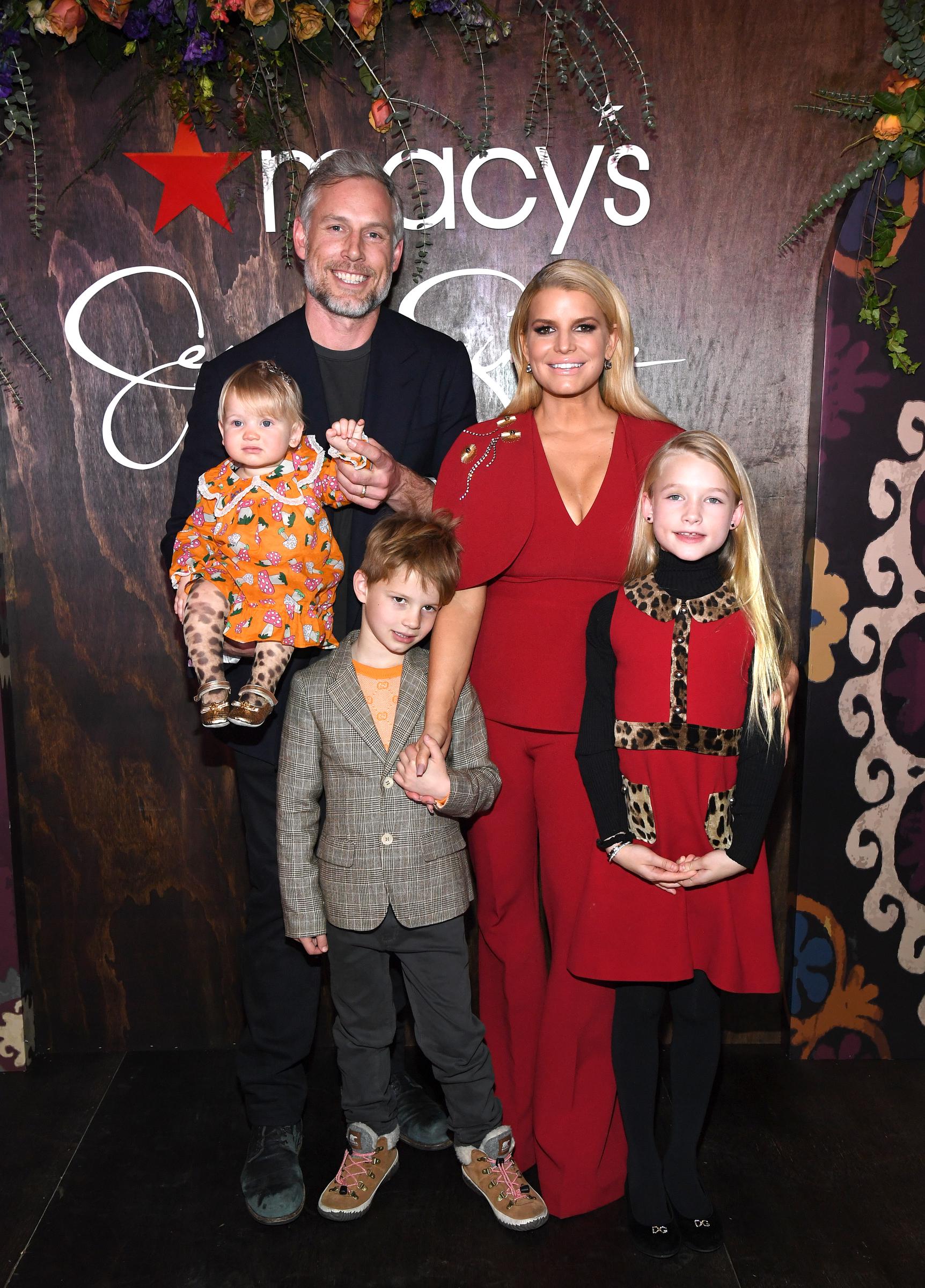 Jessica Simpson poses with Eric Johnson, and their children during a celebration of her memoir "Open Book" at at Macy's Stella 34 Trattoria on February 05, 2020, in New York City. | Source: Getty Images