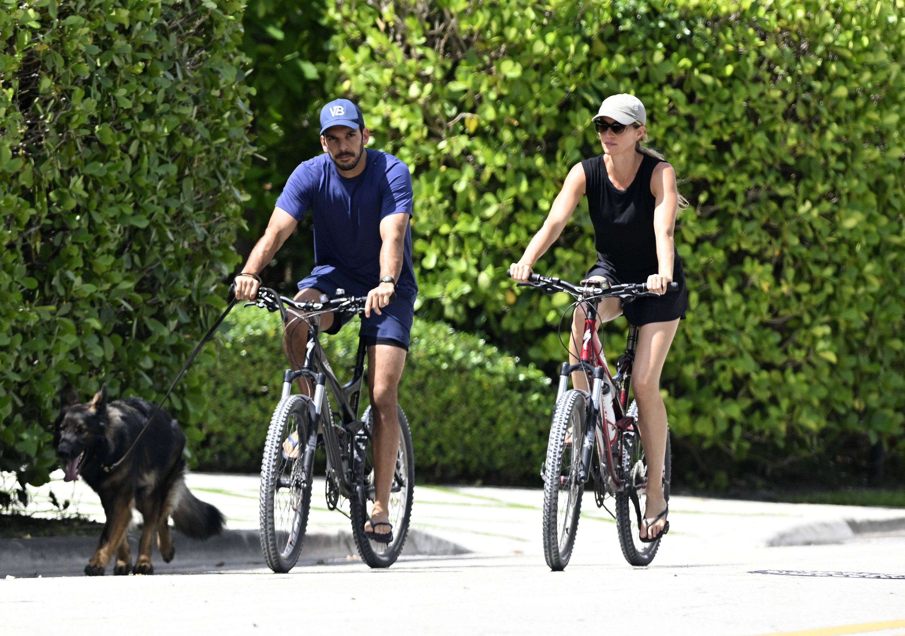 Joaquim Valente and Gisele Bündchen spotted riding bikes. | Source: Getty Images