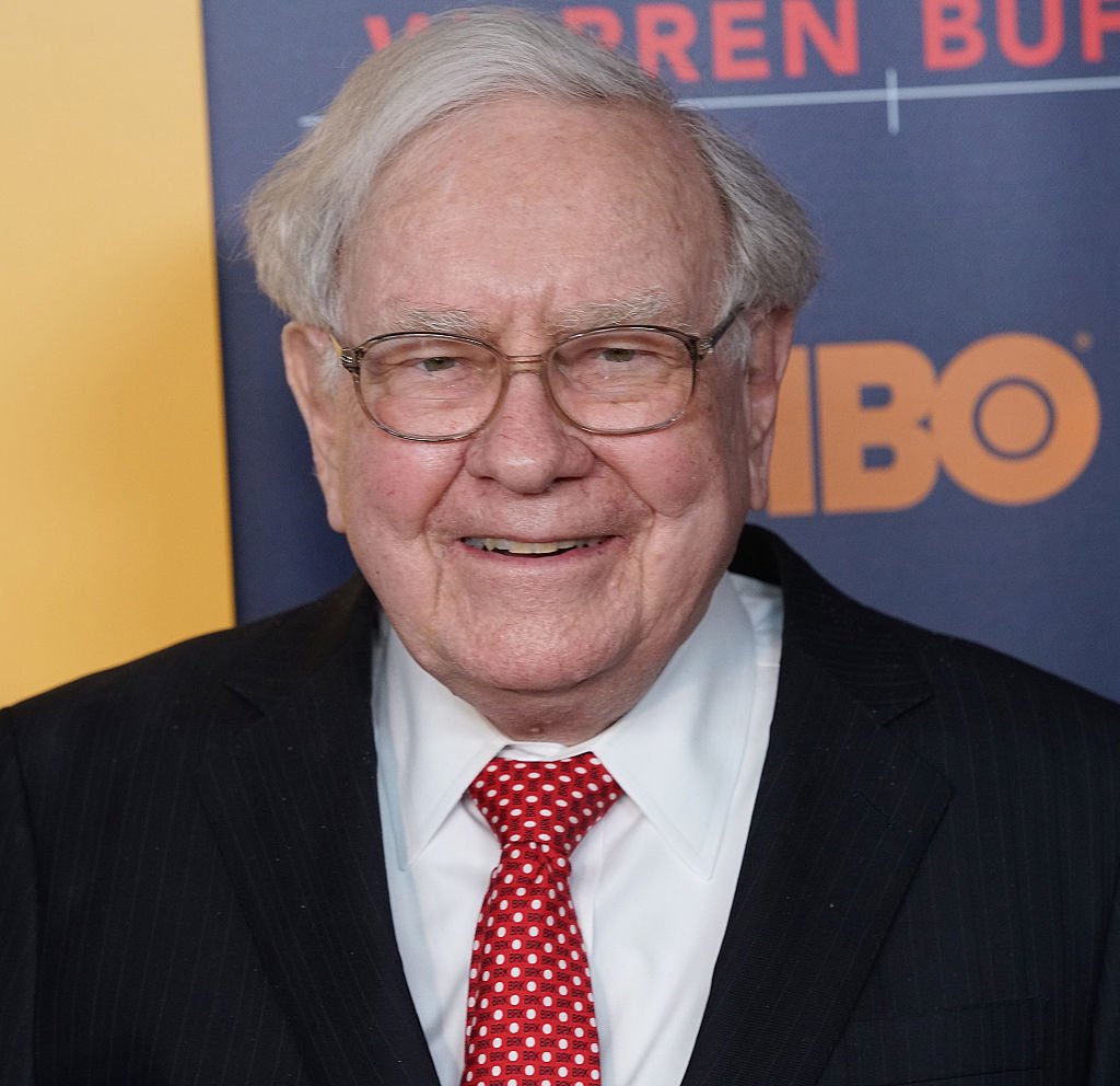 Warren Buffett attends "Becoming Warren Buffett" World premiere at The Museum of Modern Art on January 19, 2017 | Photo: Getty Images