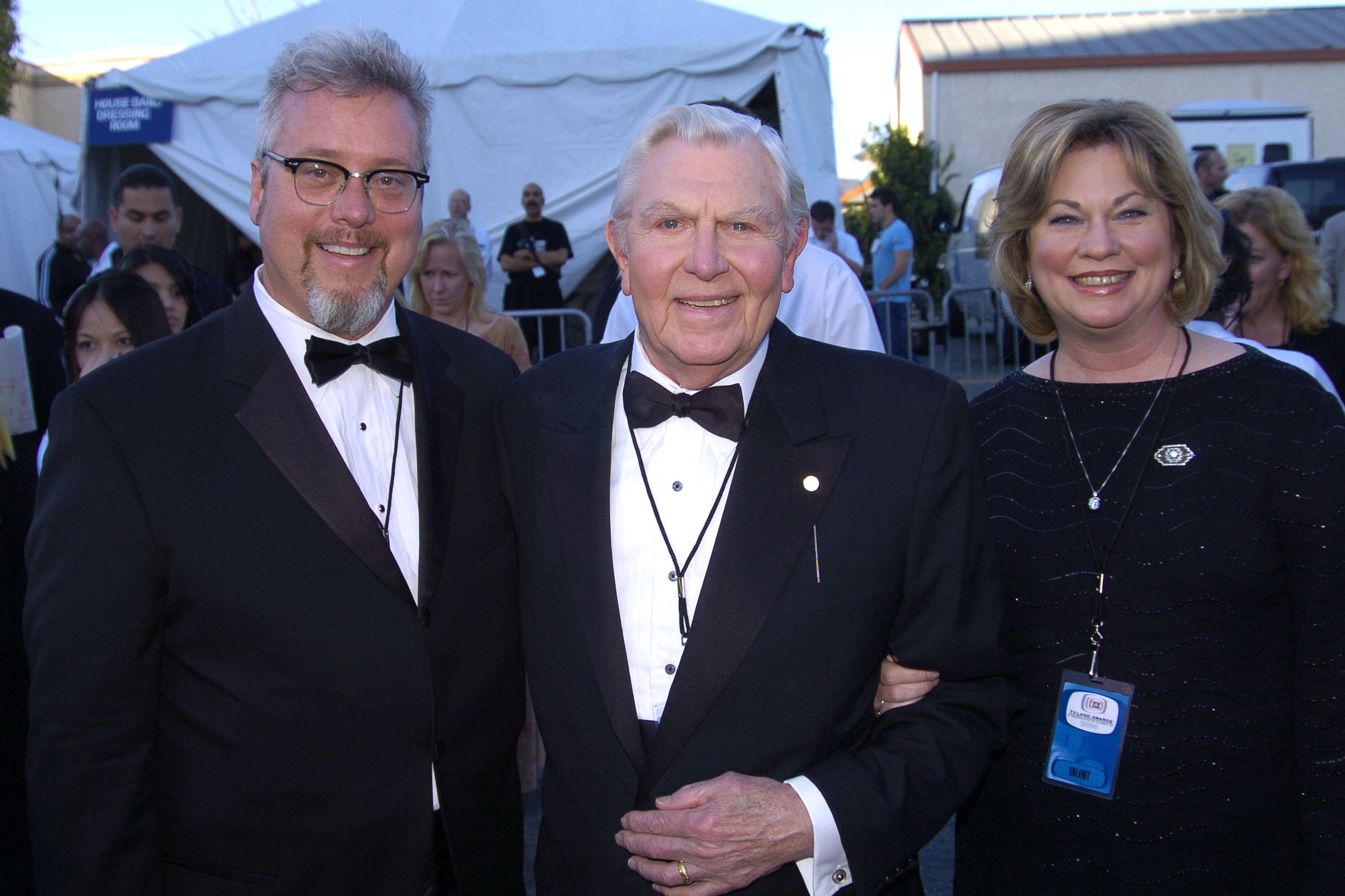 Larry Jones, Andy Griffith and Cindi Knight at the 2004 TV Land Awards airing March 17, 2004 | Source: Getty Images