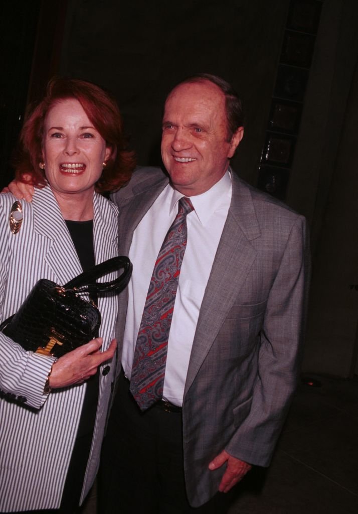 Bob Newhart with his wife, Ginny pose for photographers outside Spago restaurant July 25, 2000 | Source: Getty Images