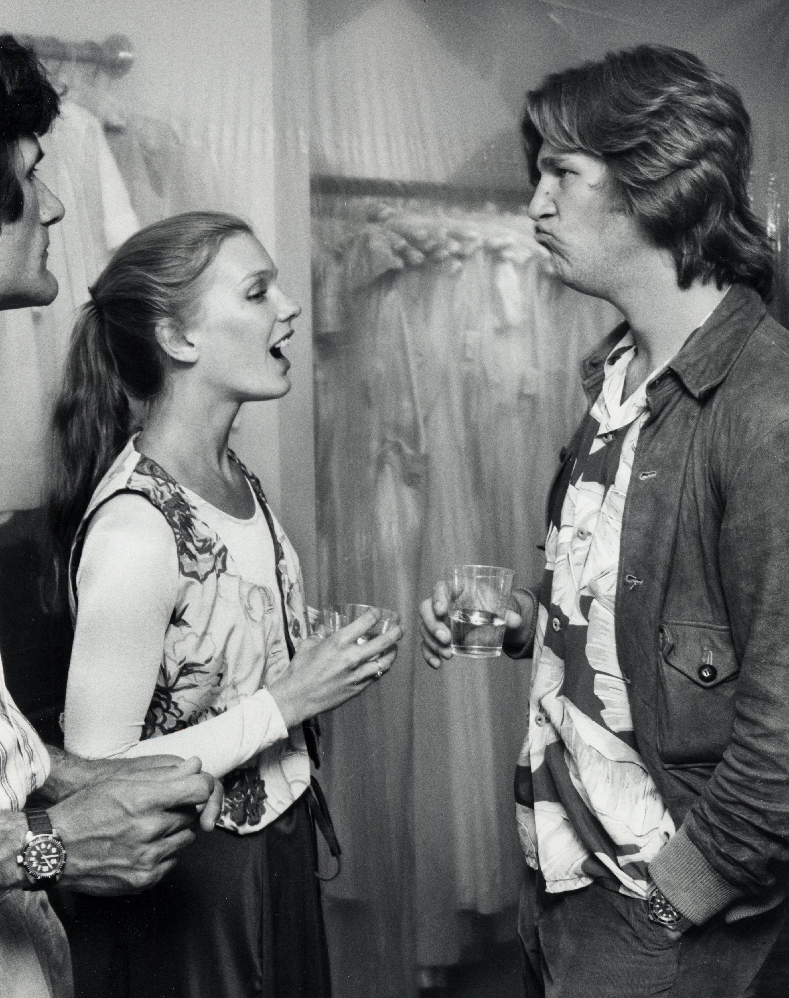 Susan Bridges and Jeff Bridges at the opening of the Camp Beverly Hills Boutique. June 23, 1977 | Source: Getty Images 