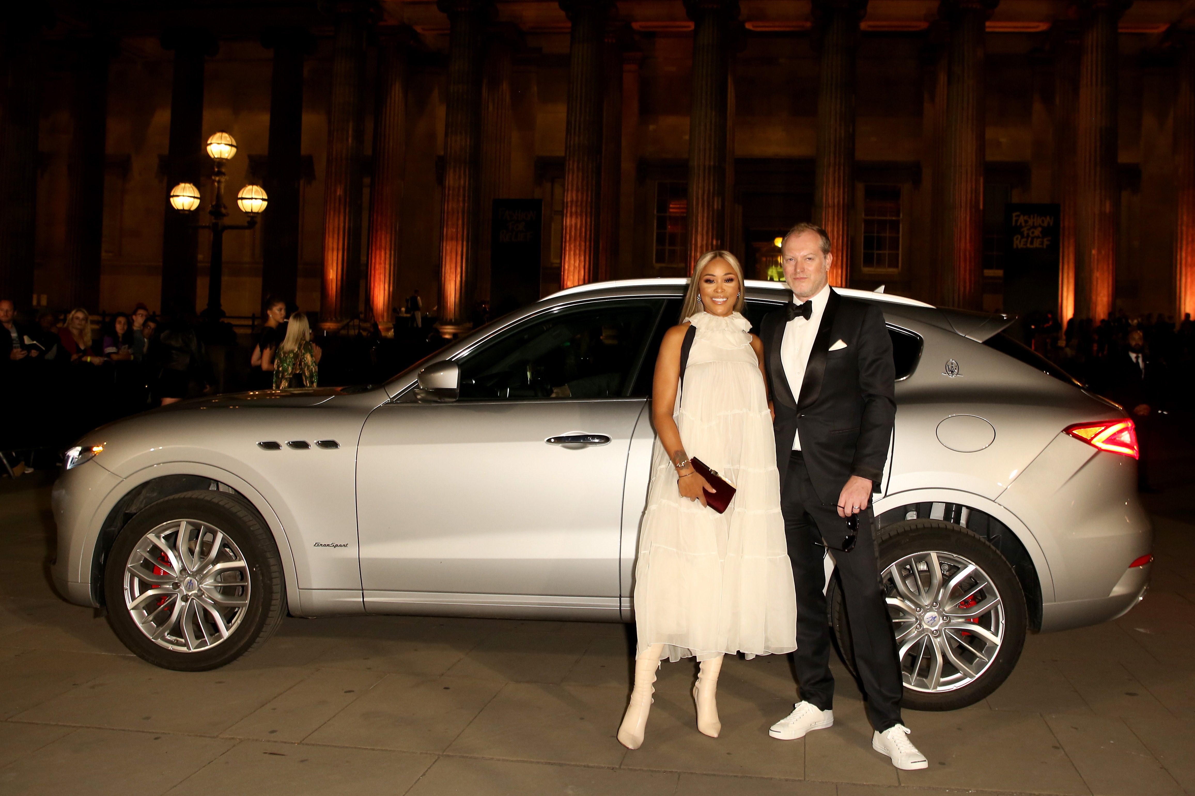 Eve and Maximillion Cooper arrive in a Maserati to Fashion For Relief at The British Museum on Sept. 14, 2019 in England | Photo: Getty Images/GlobalImagesUkraine
