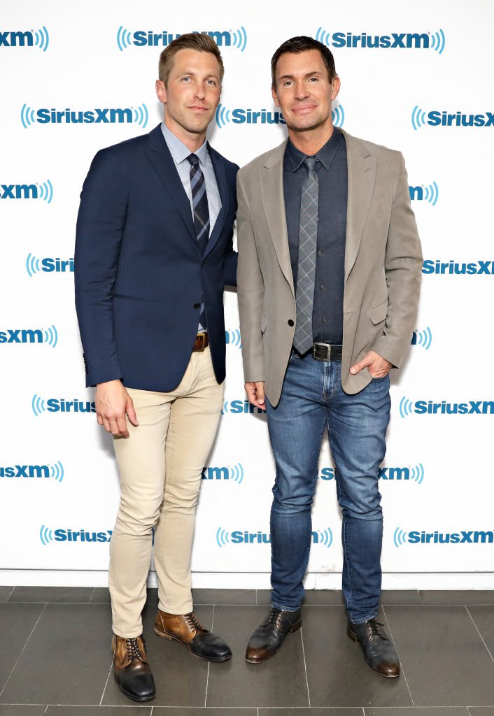  Gage Edward and Jeff Lewis at the SiriusXM Studios. | Source: Getty Images