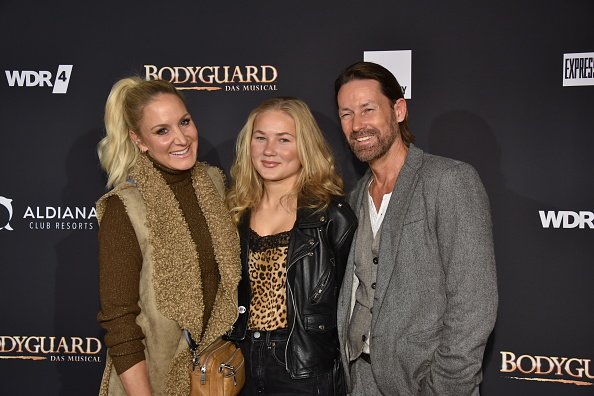 Janine Kunze, Dirk Budach, Tochter Lili, 24. Oktober 2019 | Quelle: Getty Images