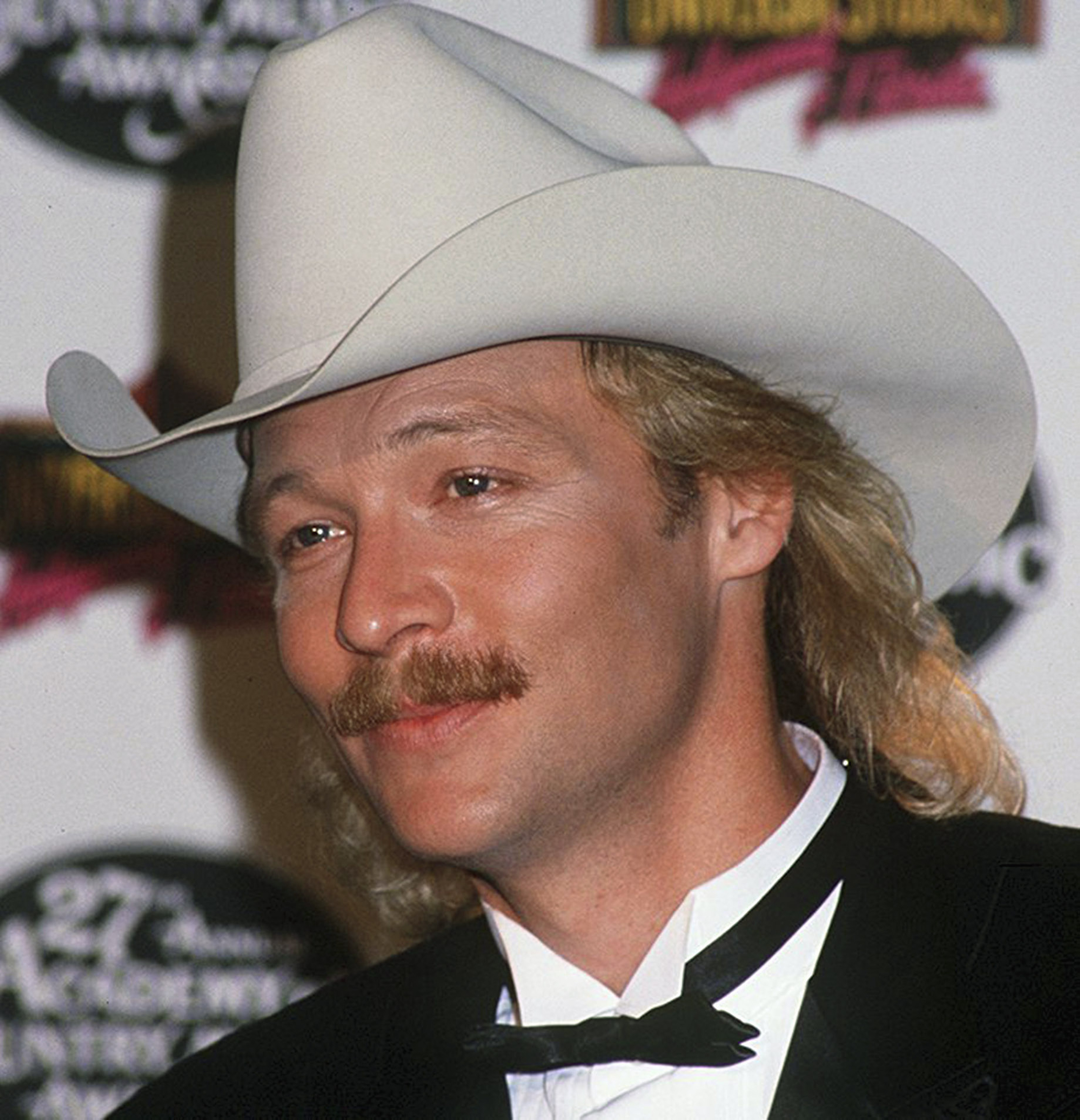 Alan Jackson at the 27th Annual Academy of Country Music Awards on April 29, 1992 | Source: Getty Images