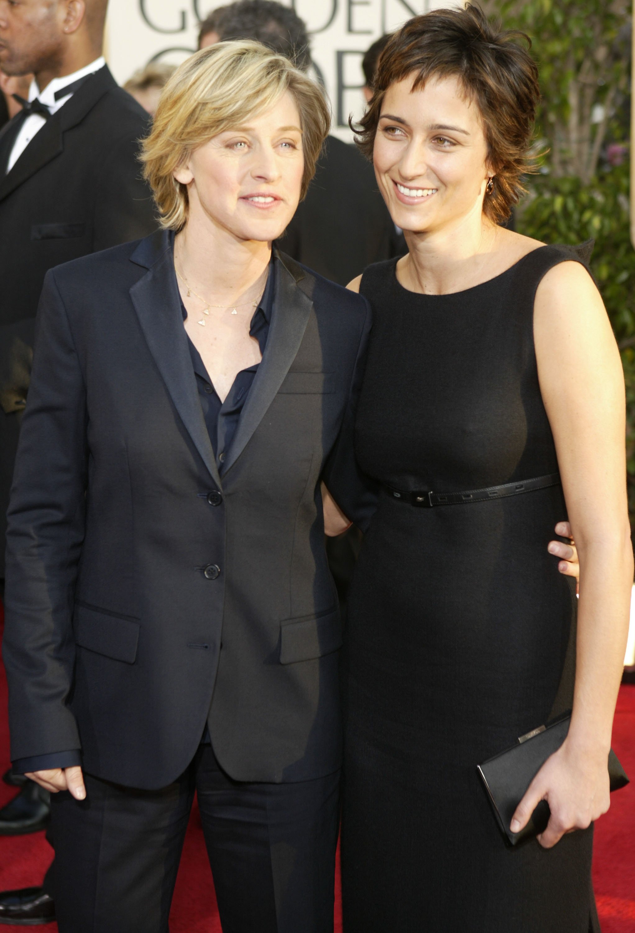 Ellen DeGeneres and Alexandra Hedison arrive to the 61st Annual Golden Globe Awards on January 25, 2004, in Beverly Hills, California. I Source: Getty Images