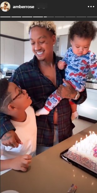 A picture of Amber Rose's boyfriend Alexander Edwards and her kids on his birthday. | Photo: Instagram/Amberrose