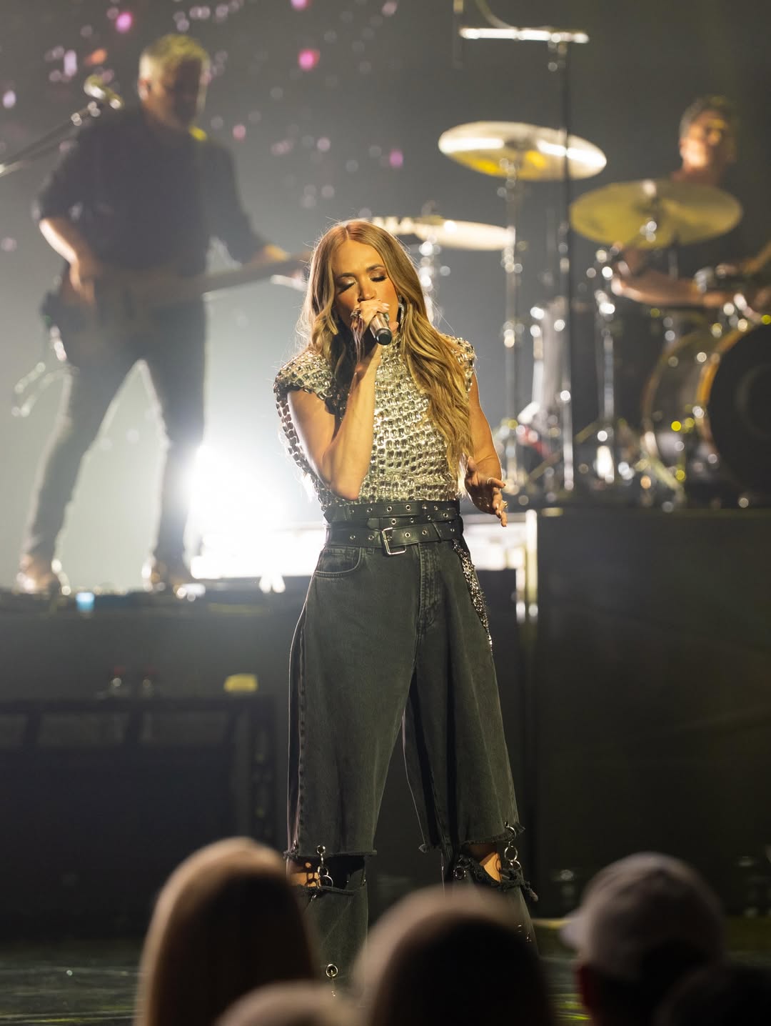Carrie Underwood performs during a concert stop in Lincoln, California, on June 14, 2026 | Source: Instagram/carrieunderwood