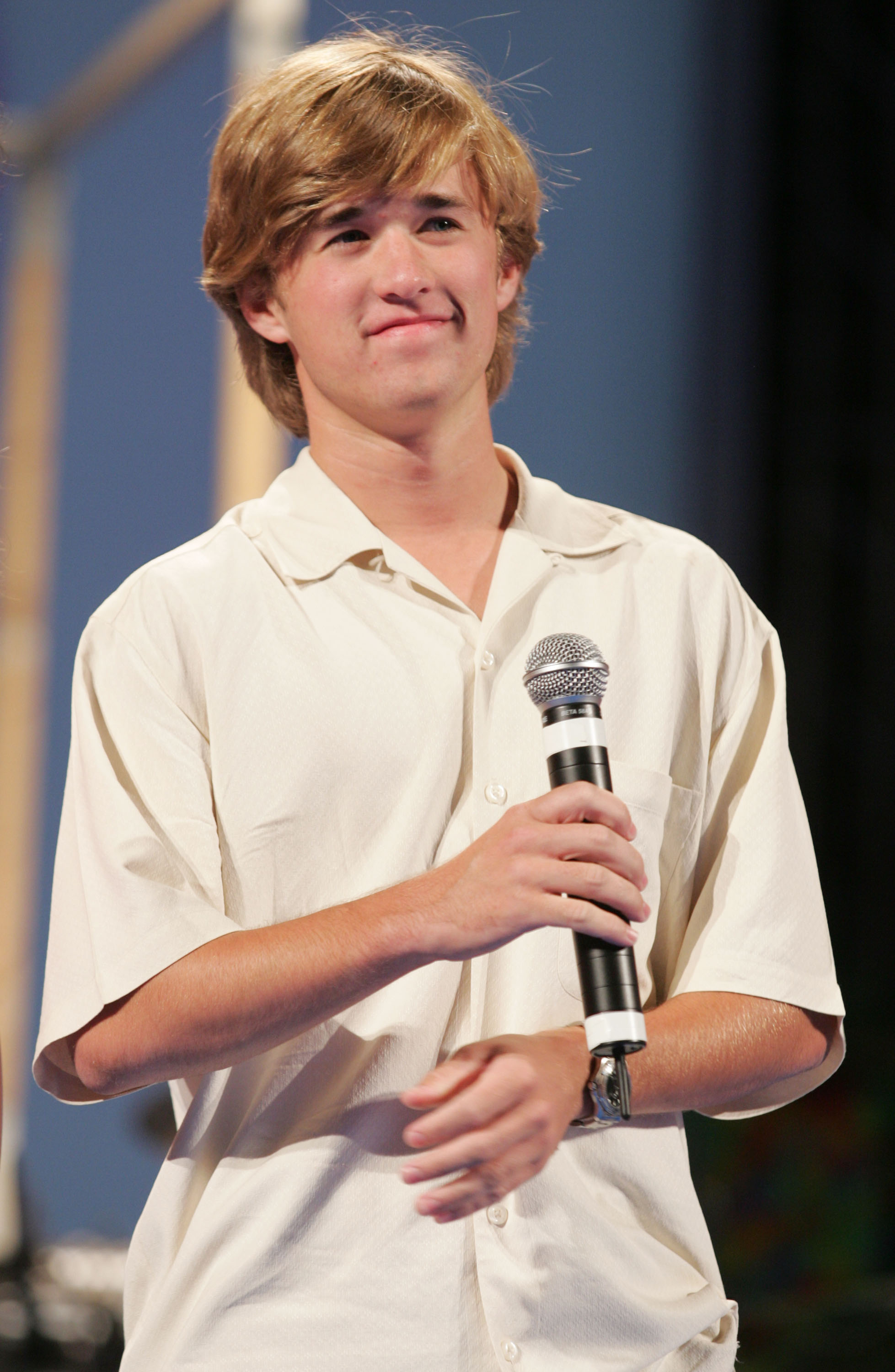 Haley Osment 2005 Giffoni International Children's Film Festival - Haley Joel Osment Tribute at the Alberto Forbi Arena on July 17, 2005 in Giffoni, Italy. | Source: Getty Images