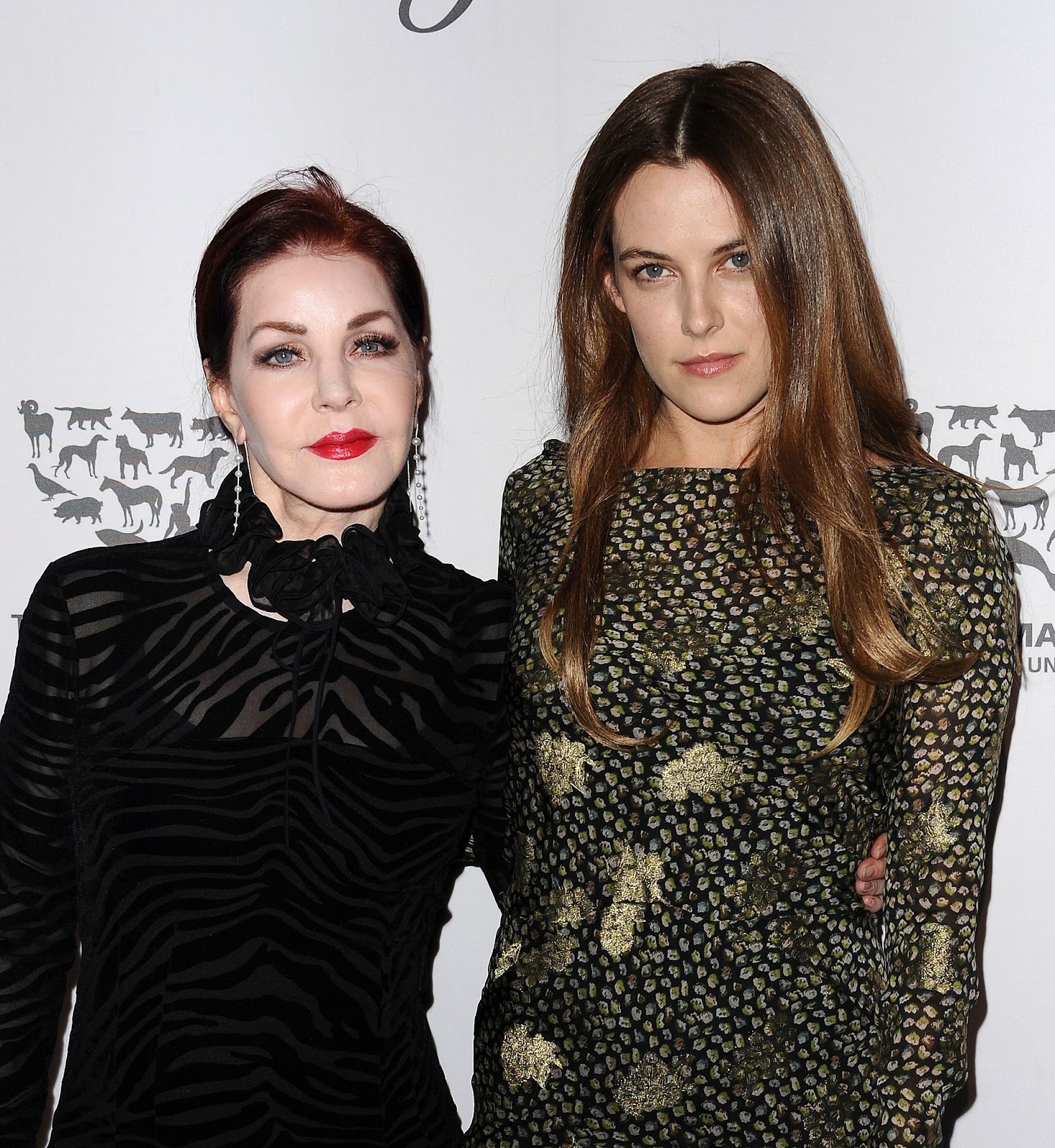 Priscilla Presley and Riley Keough at The Humane Society of The United States' To The Rescue gala on May 7, 2016 in Hollywood, California. | Source: Getty Images